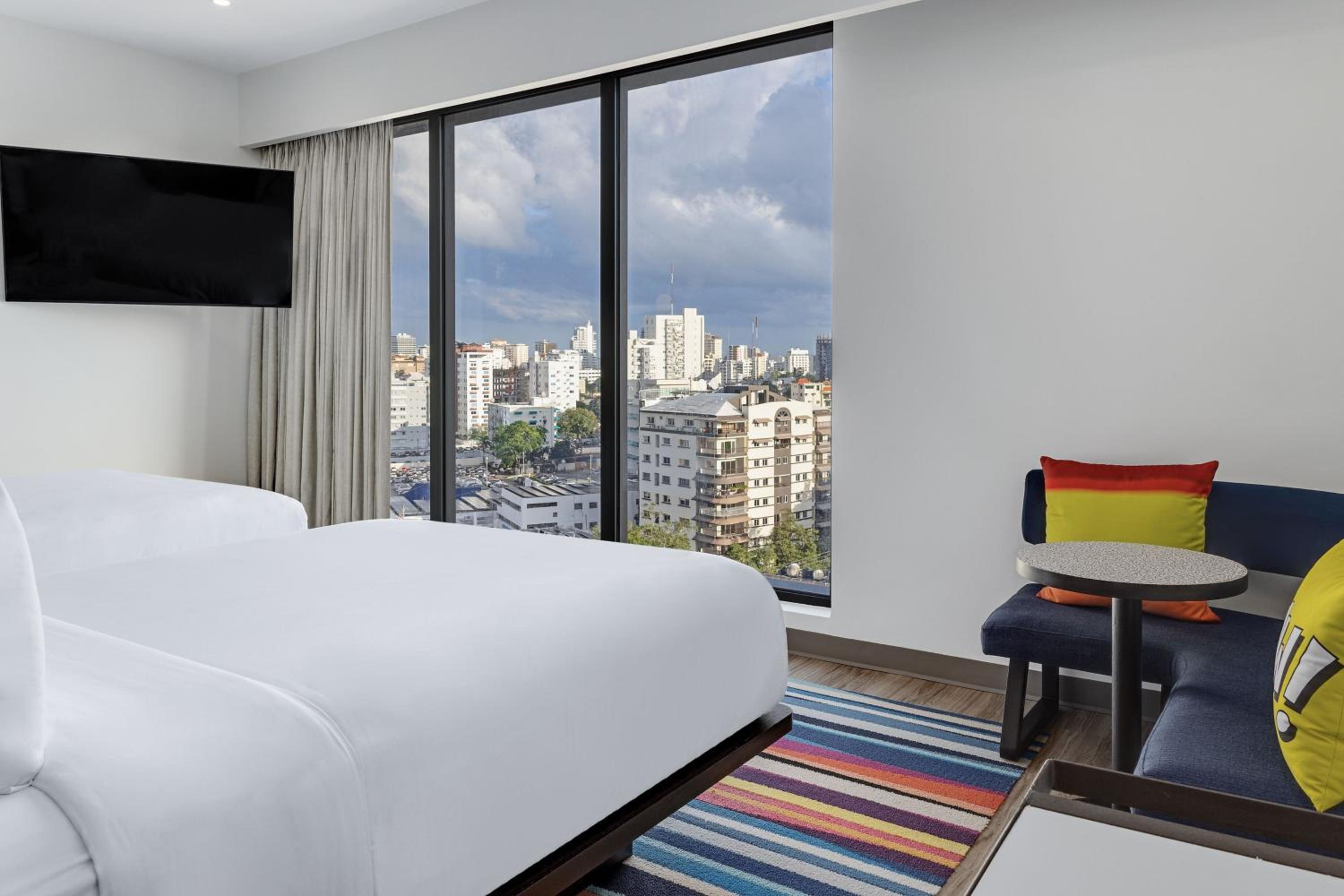 Urban 2 Queen Beds, City View