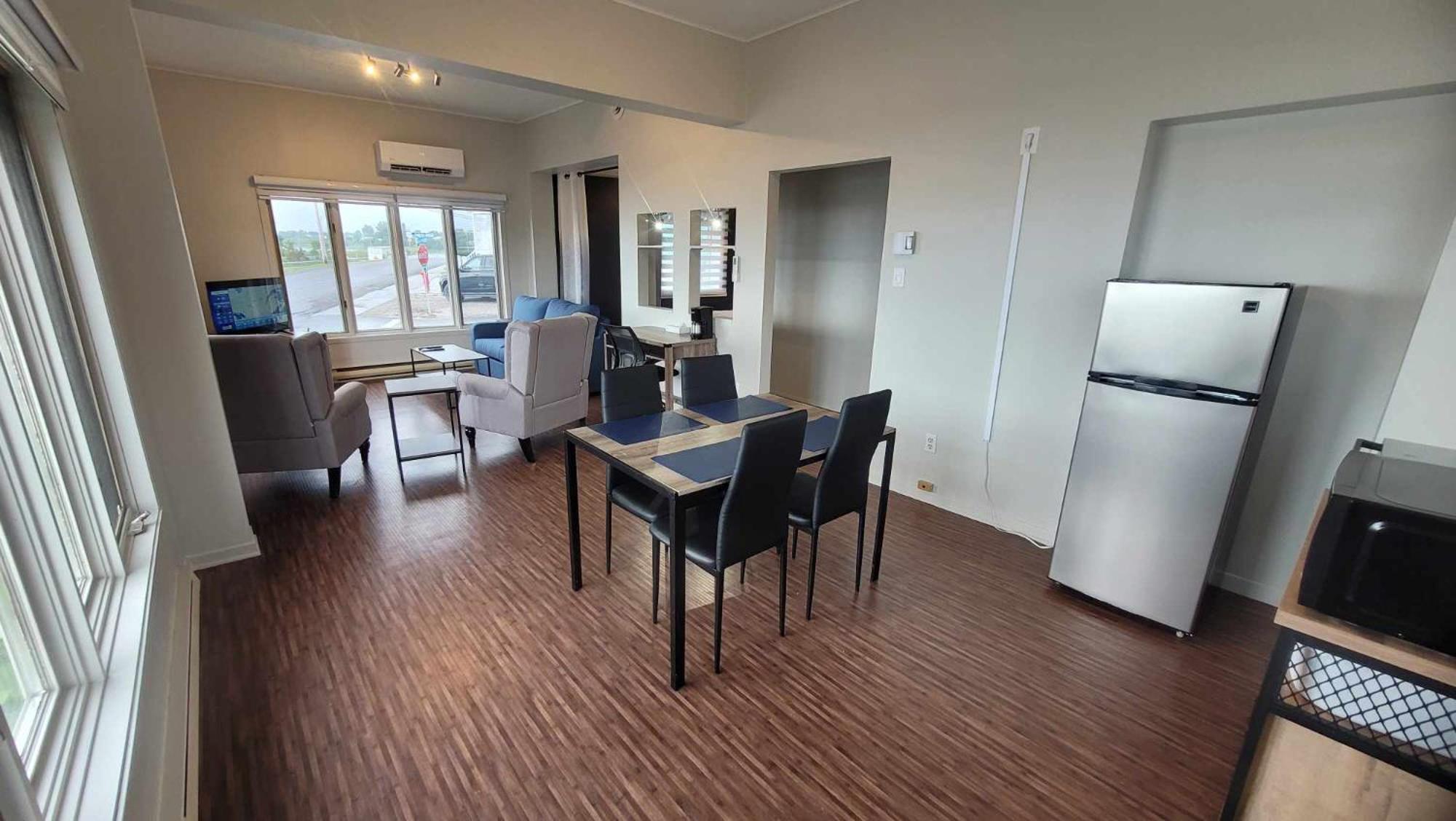 One-Bedroom Suite photo 2