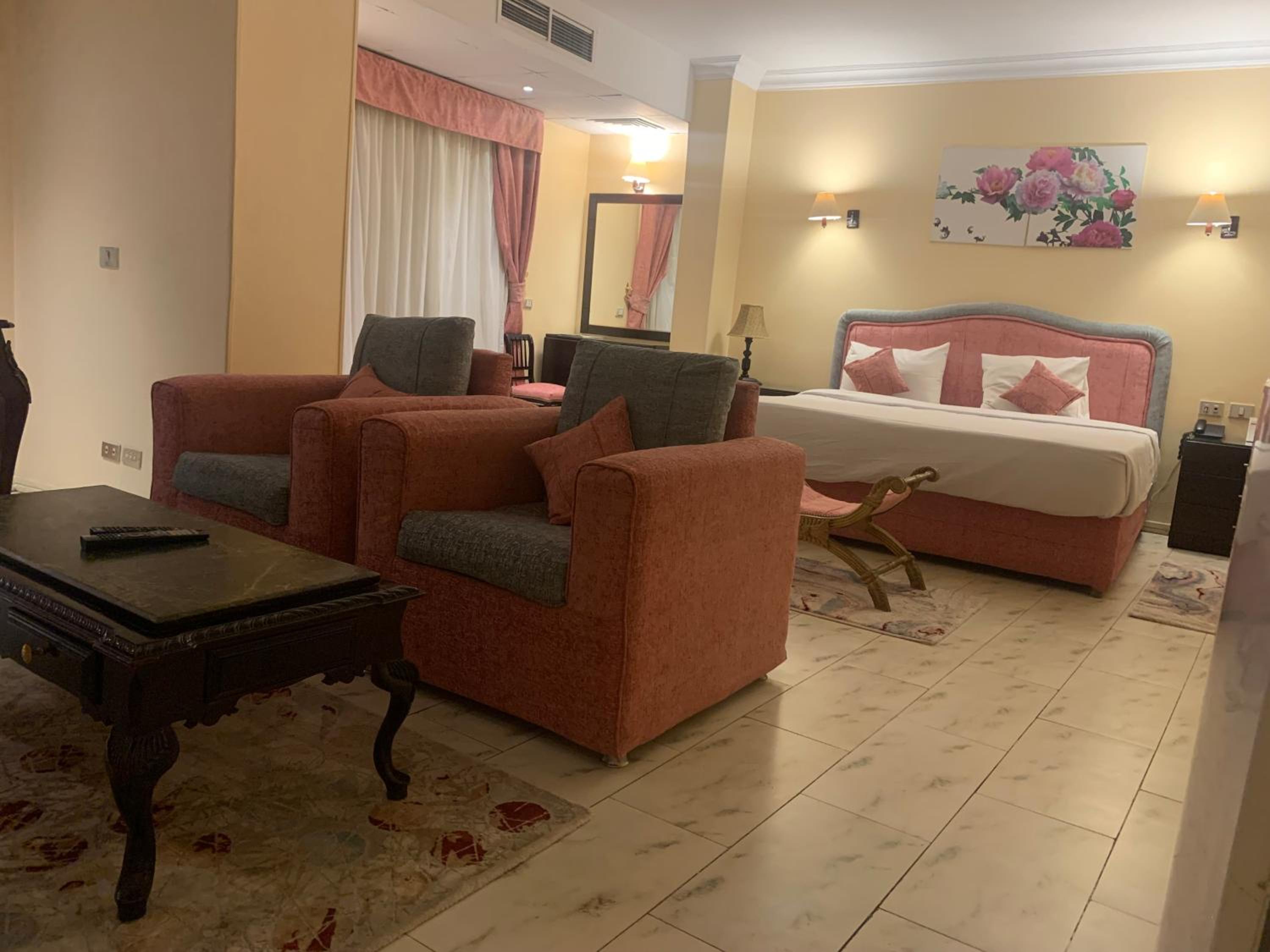 Executive Suite photo 1