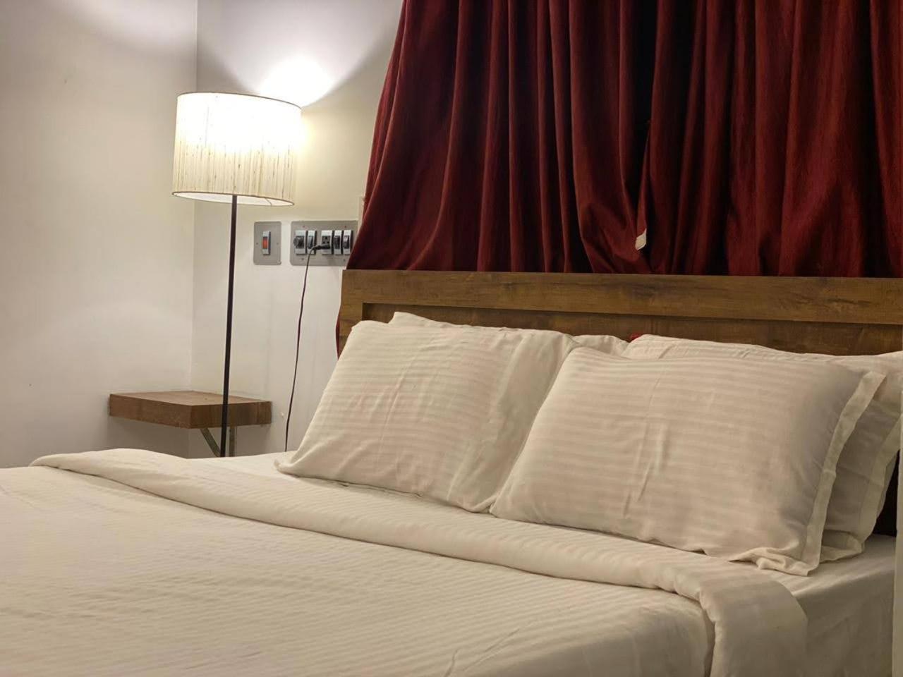 Deluxe Double Room - Photo 7