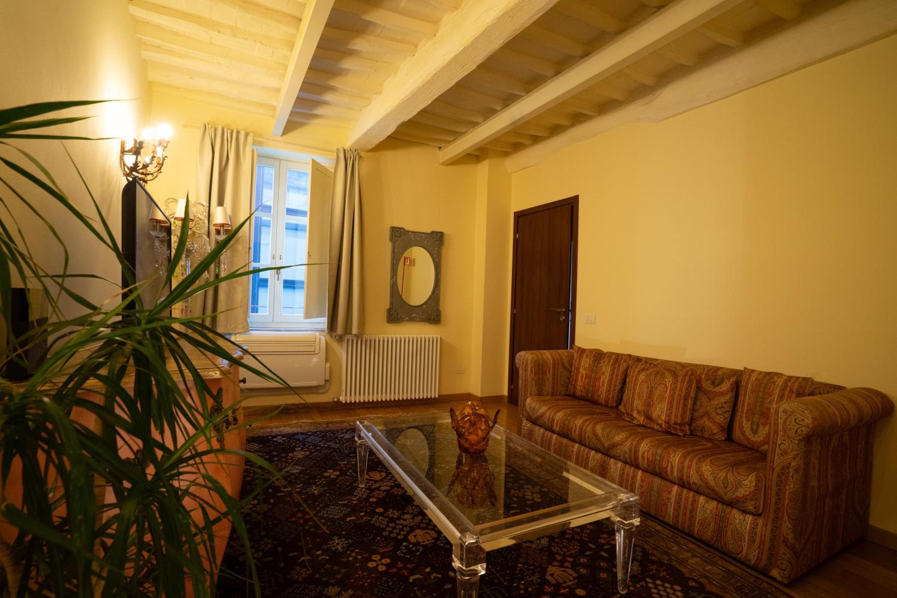 Two-Bedroom Suite - Photo 8