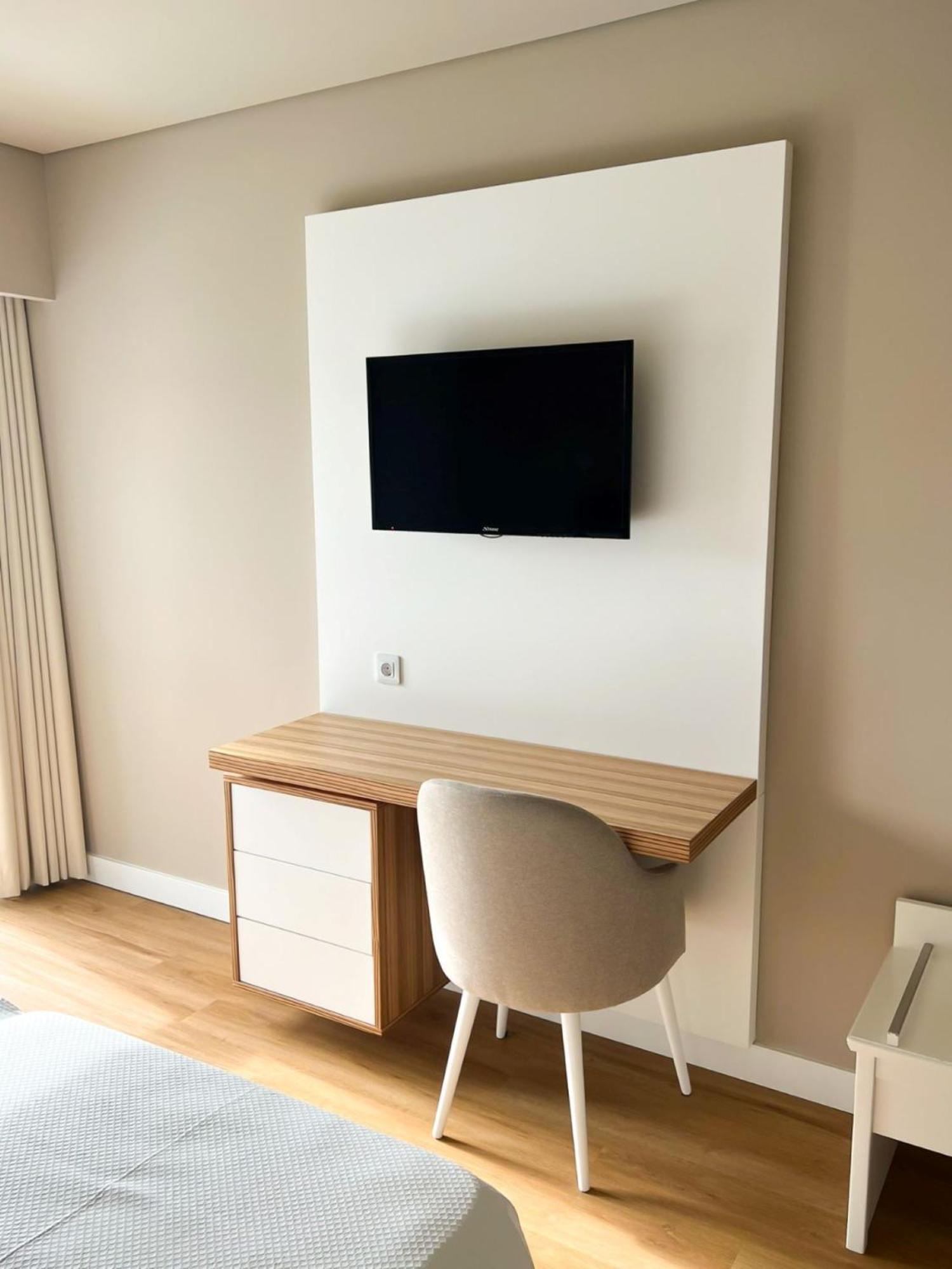 Twin Room - Photo 6