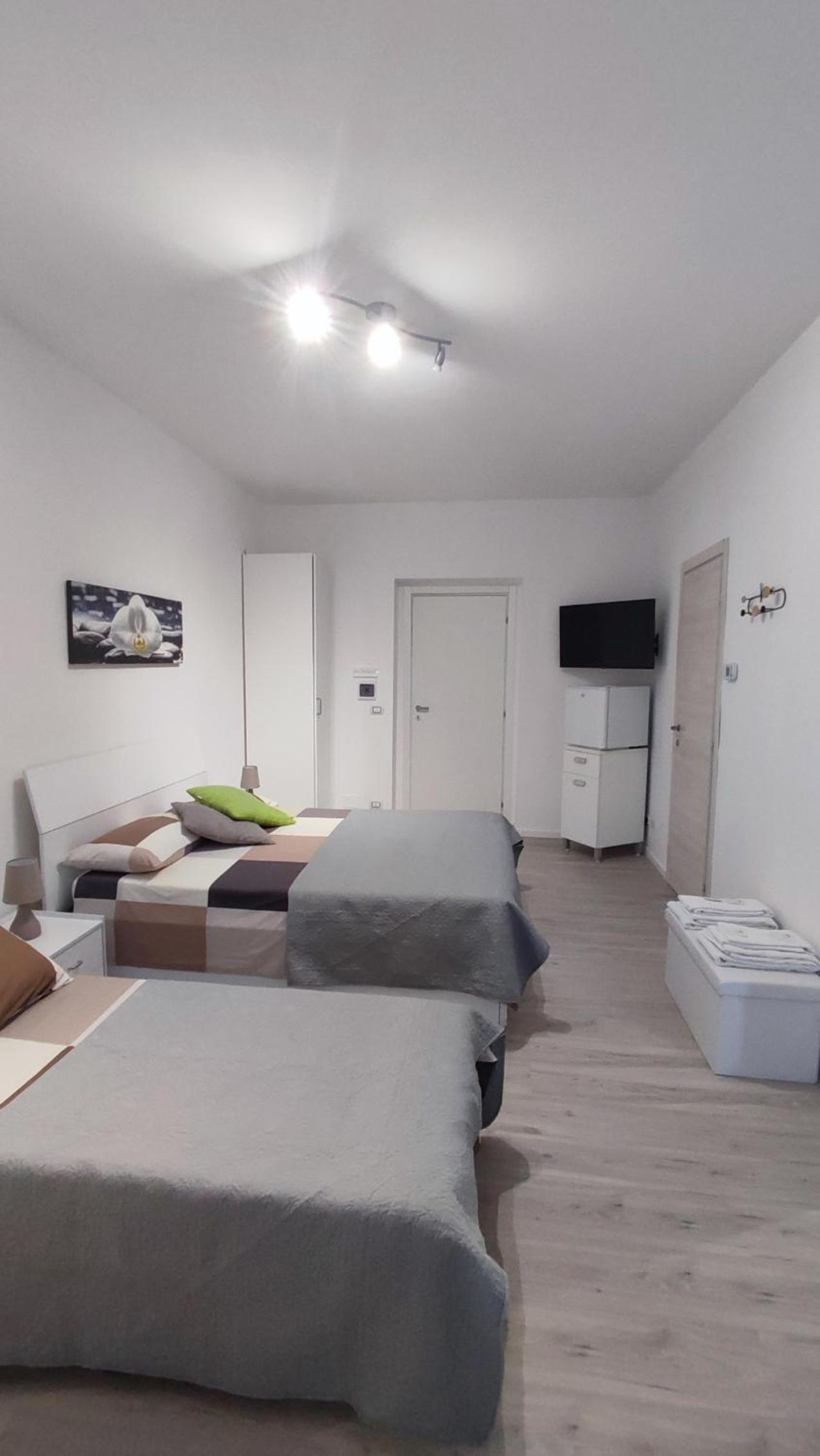 Comfort Triple Room - Photo 11