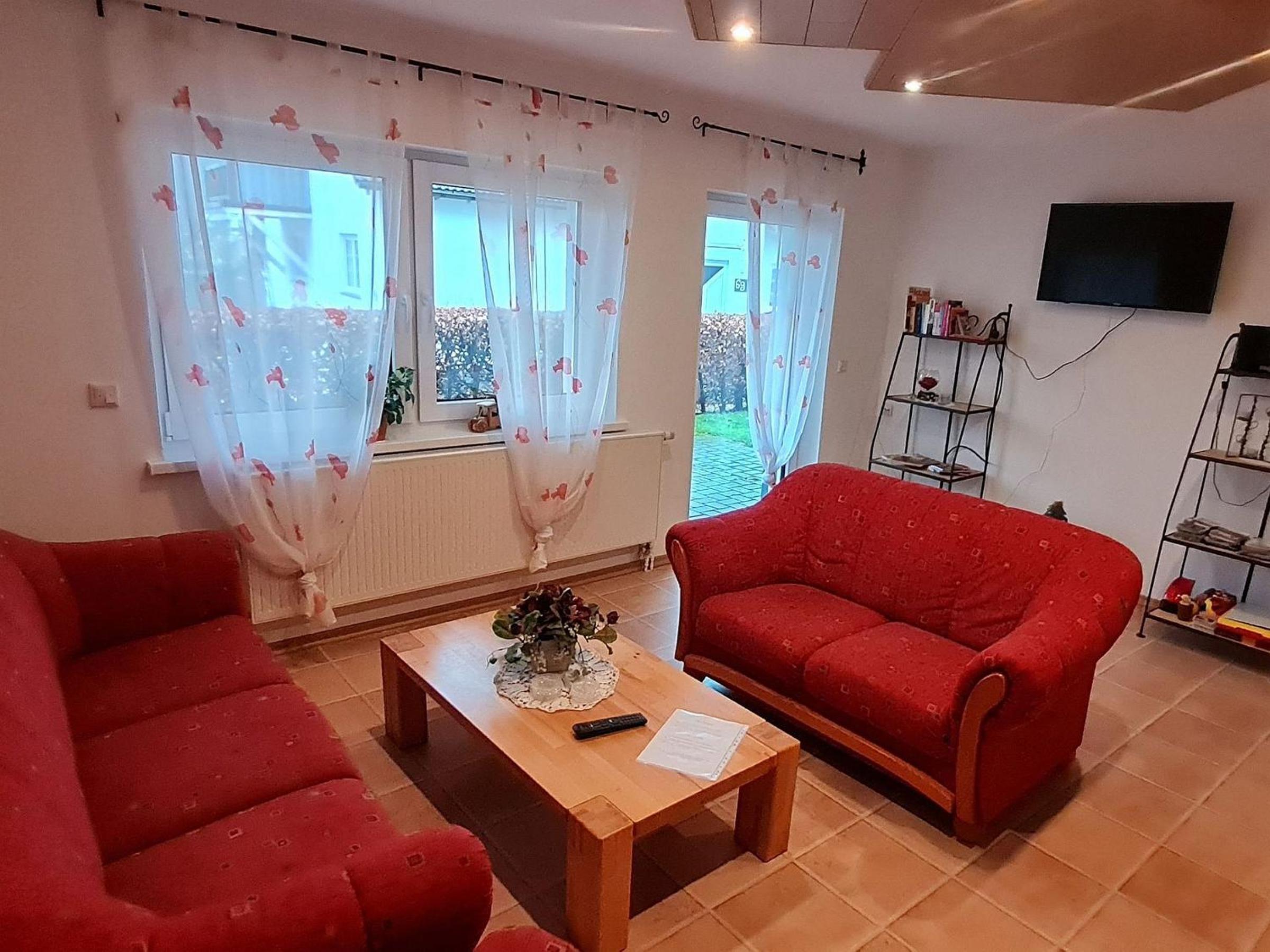Two-Bedroom Deluxe Apartment with Garden View photo 1