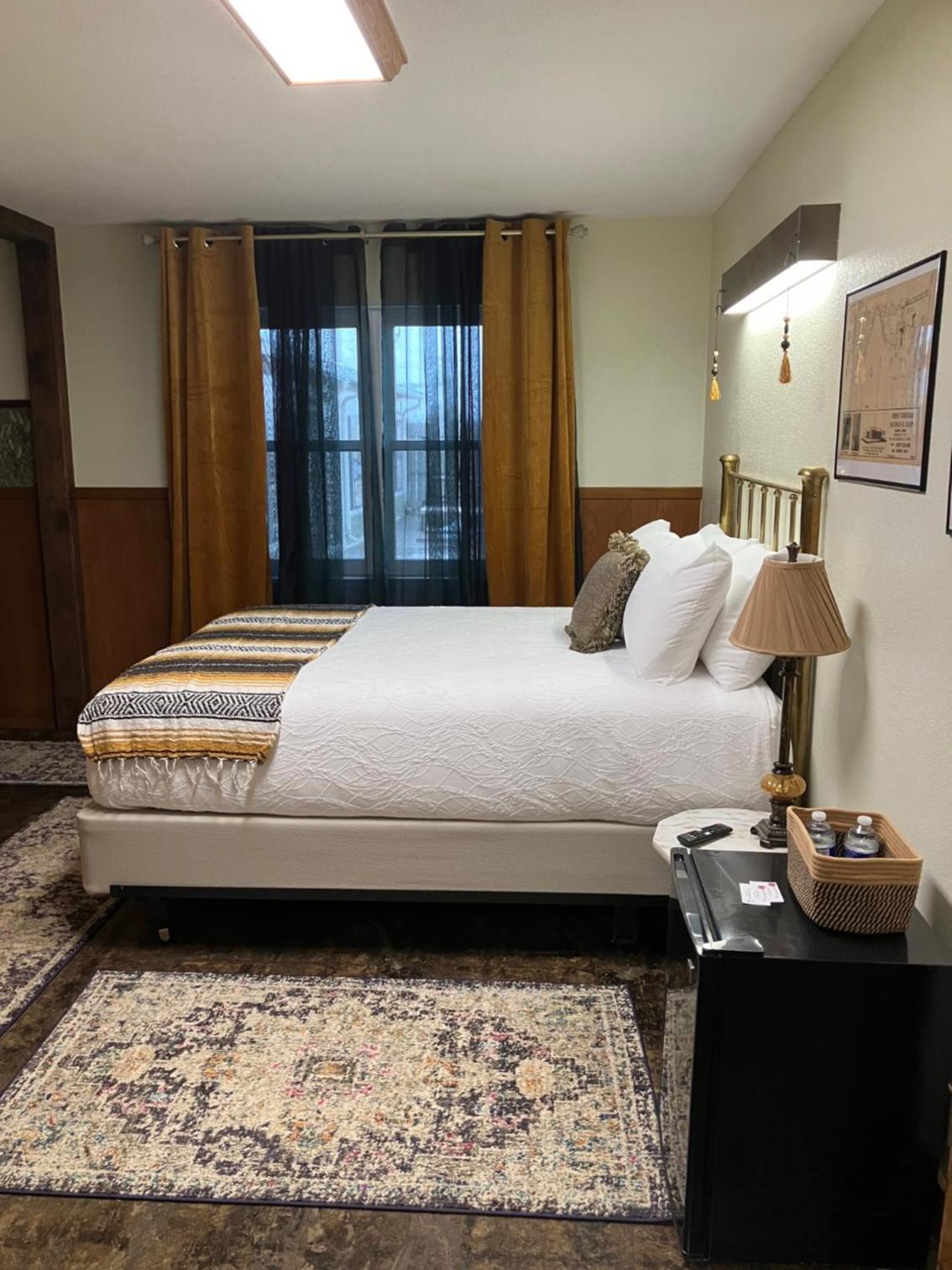 Queen Room With Garden View