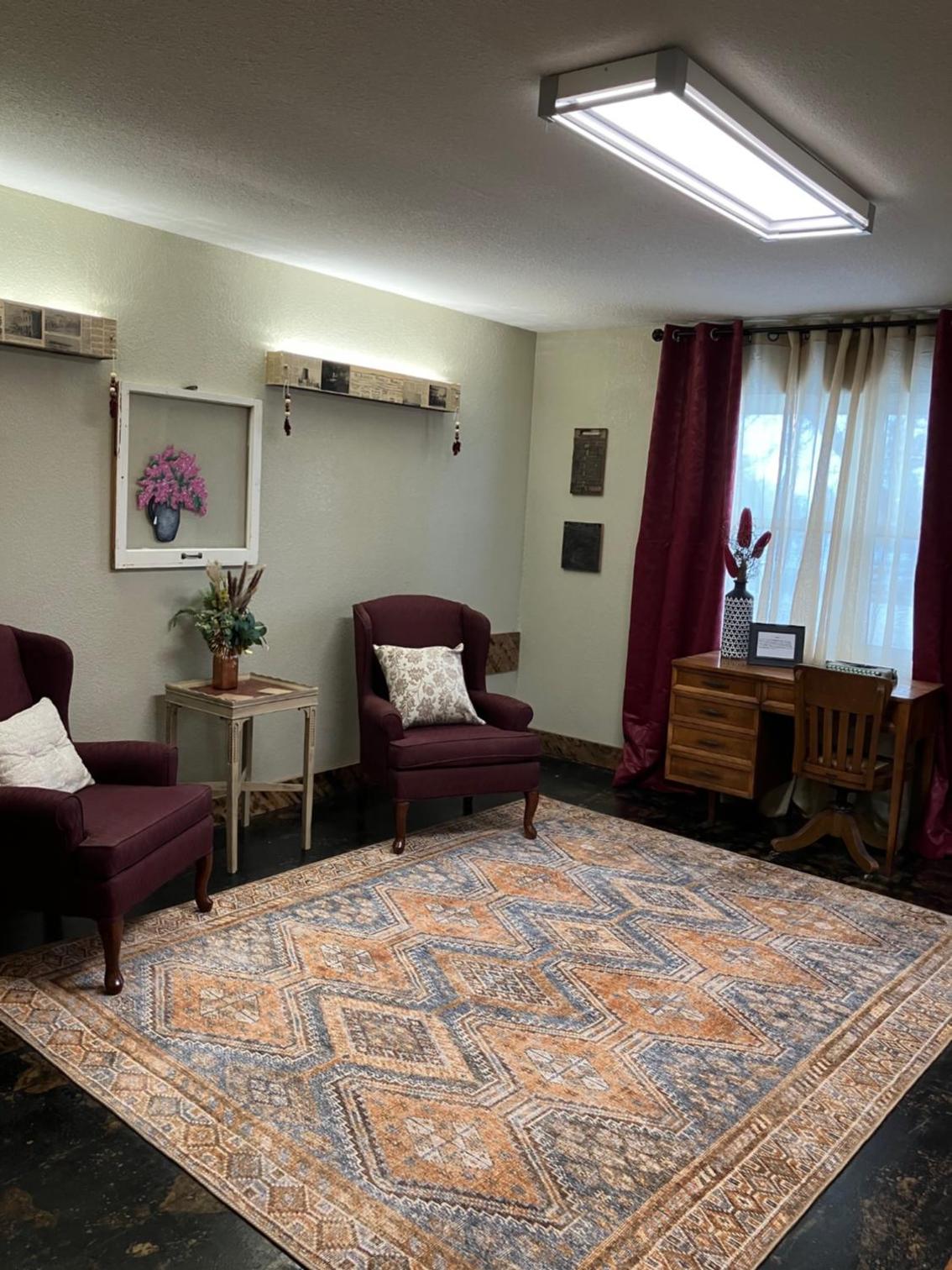 Queen Room