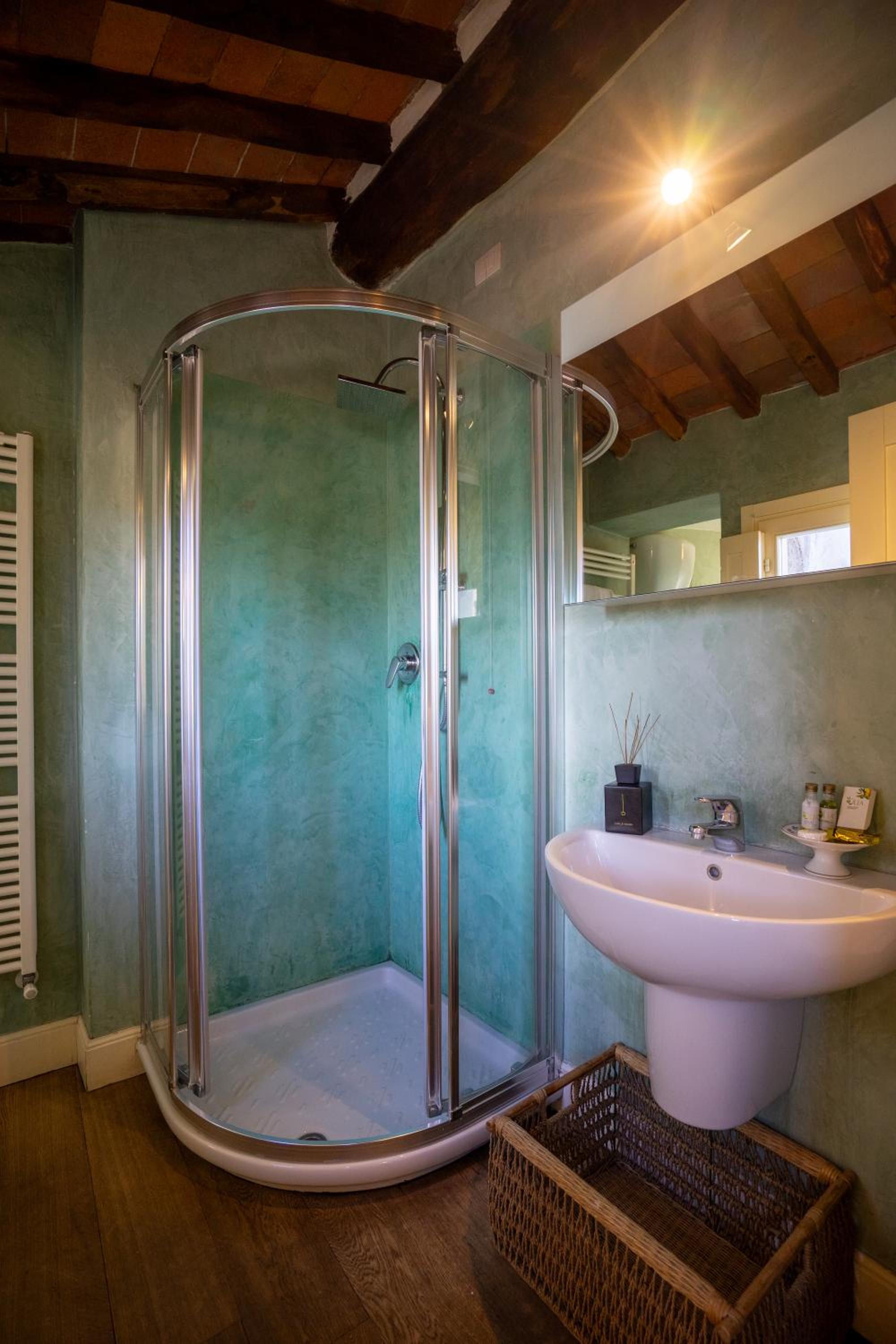 Suite with Terrace - Photo 3