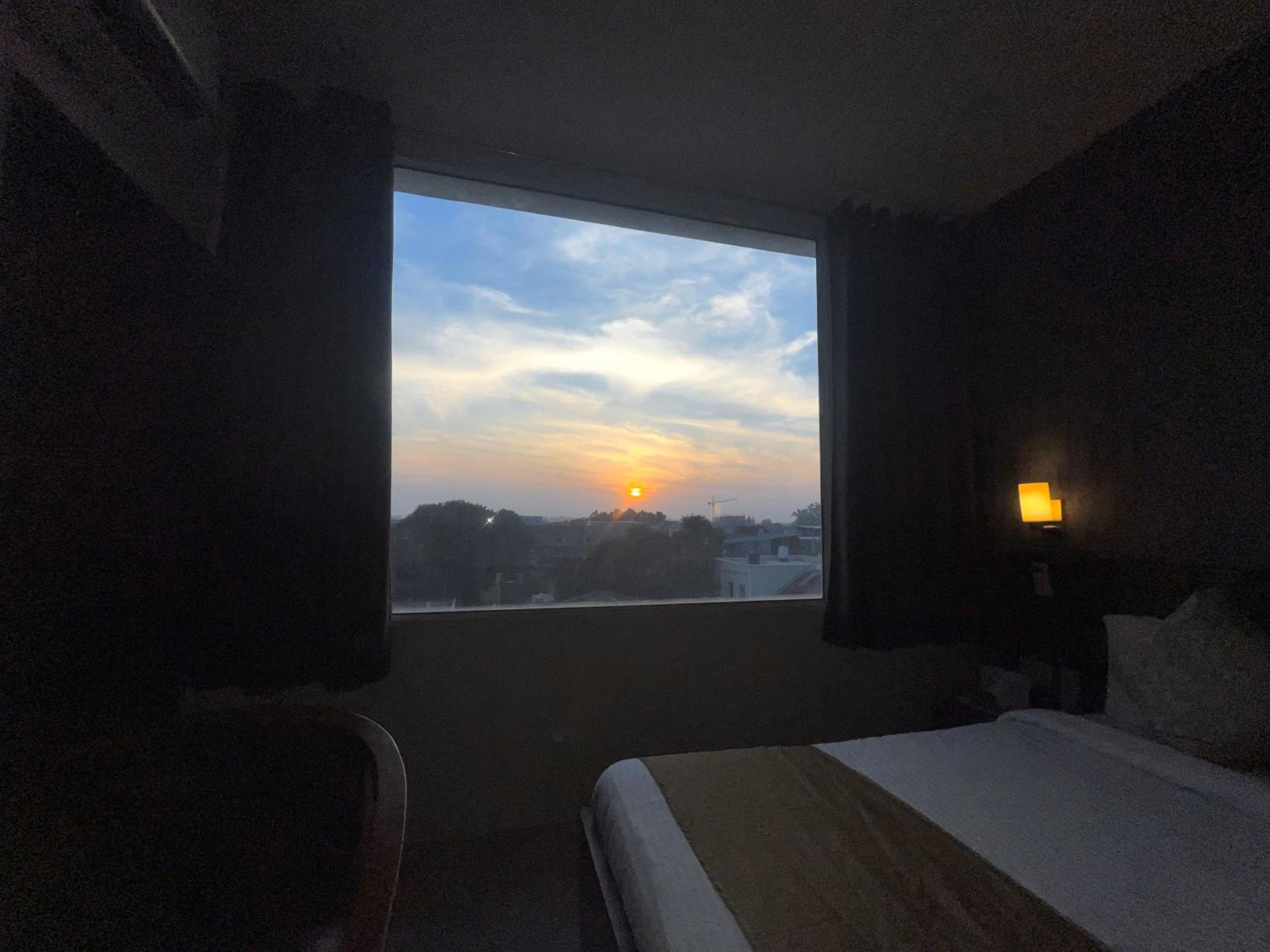 Deluxe King Room photo 3