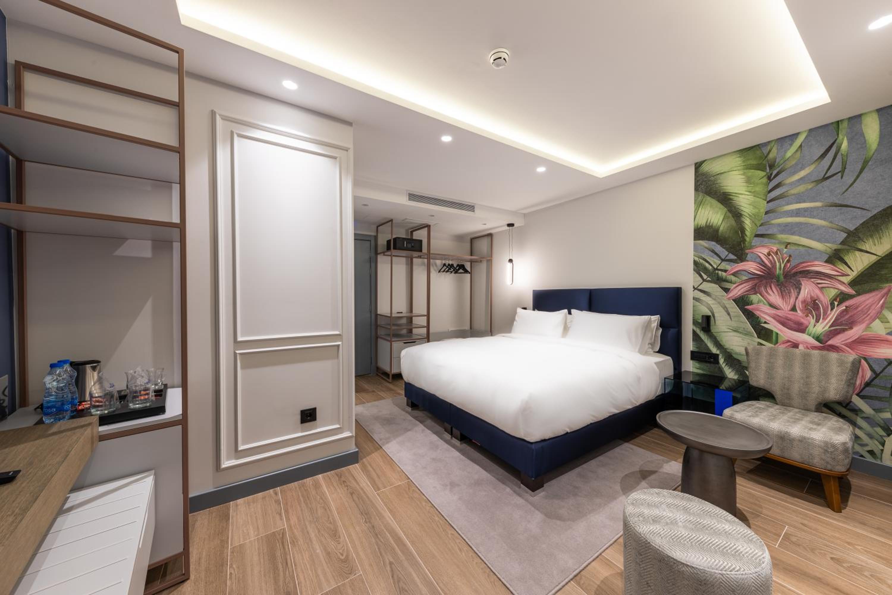 Superior Queen Room