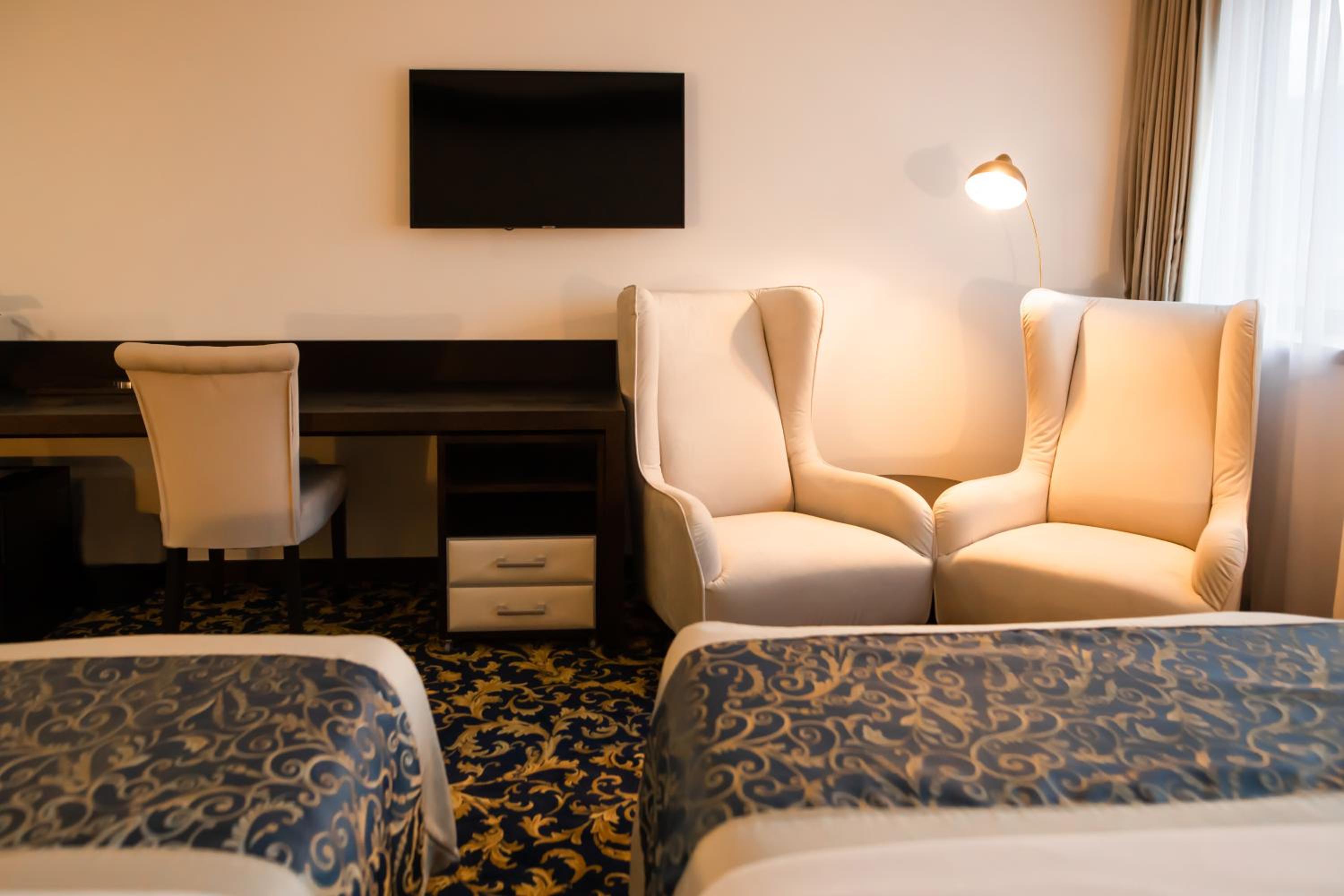 Deluxe Double or Twin Room photo 3