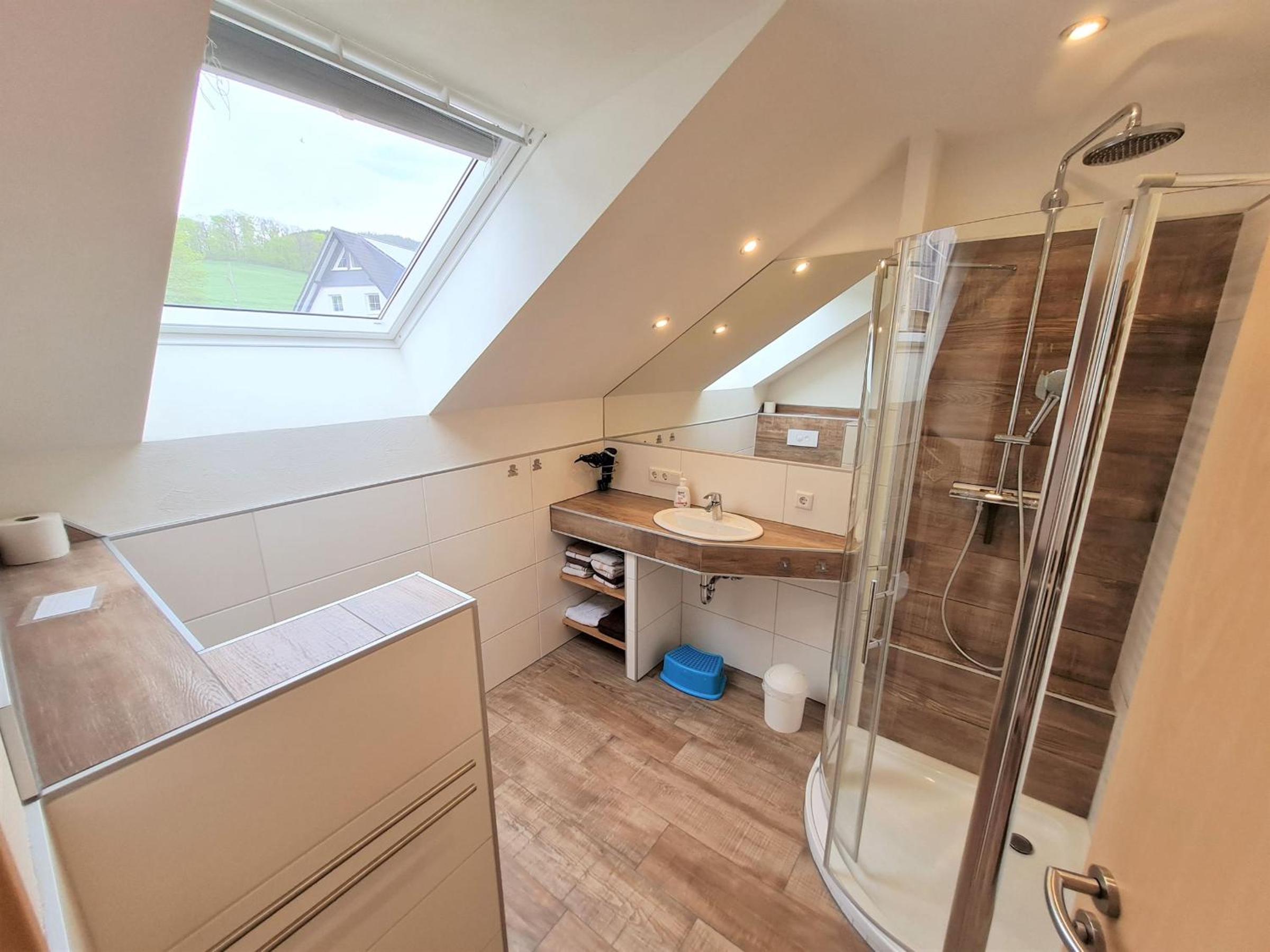 Two-Bedroom Deluxe Apartment with Garden View photo 2