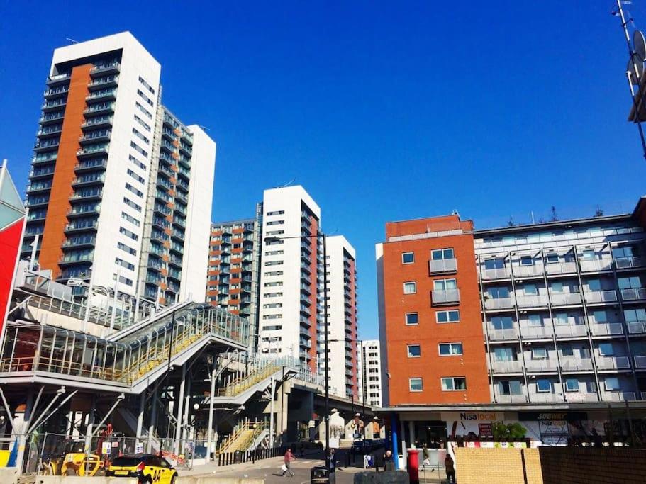 One-Bedroom Apartment photo 3