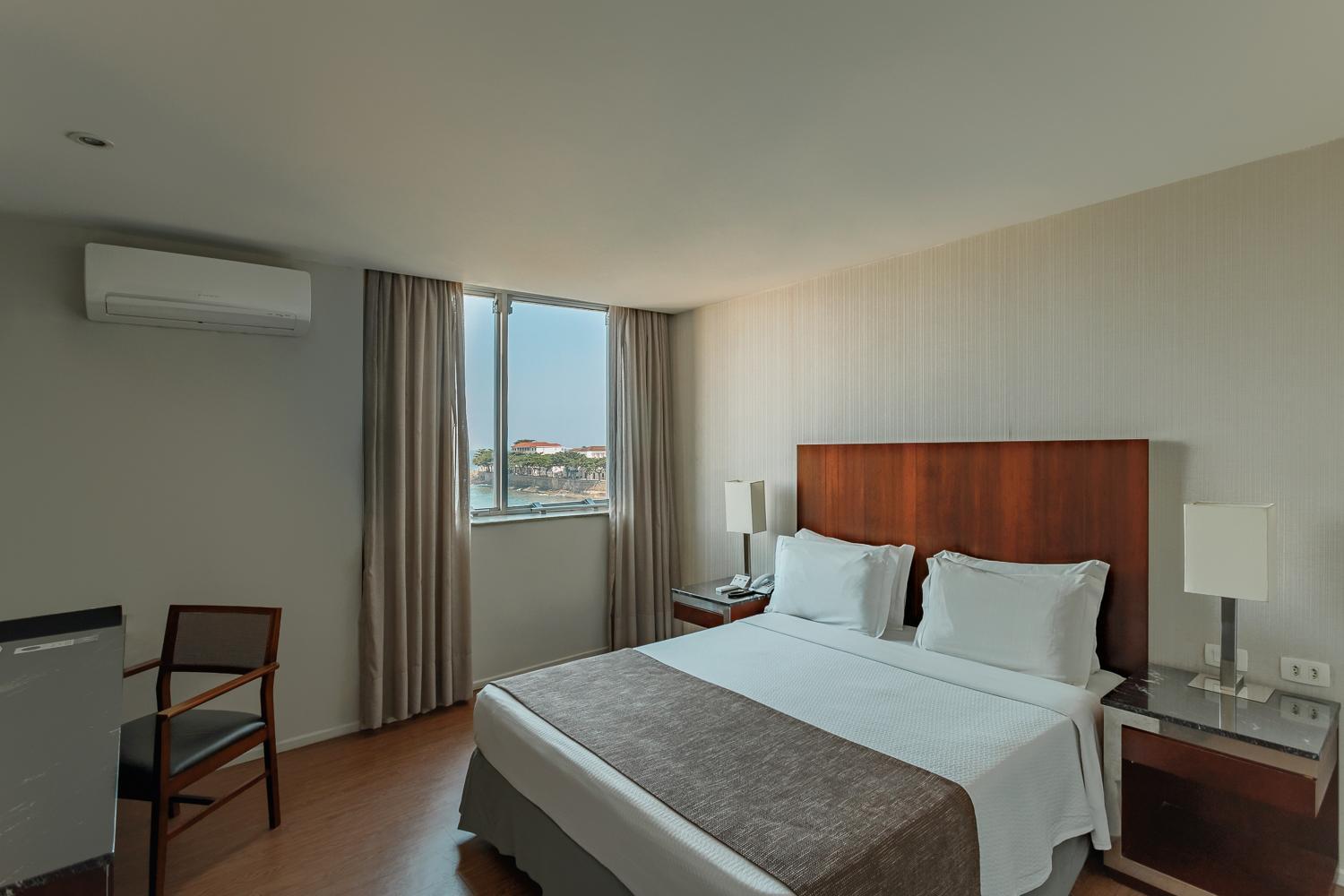 Deluxe Double Room with Sea View - Photo 2