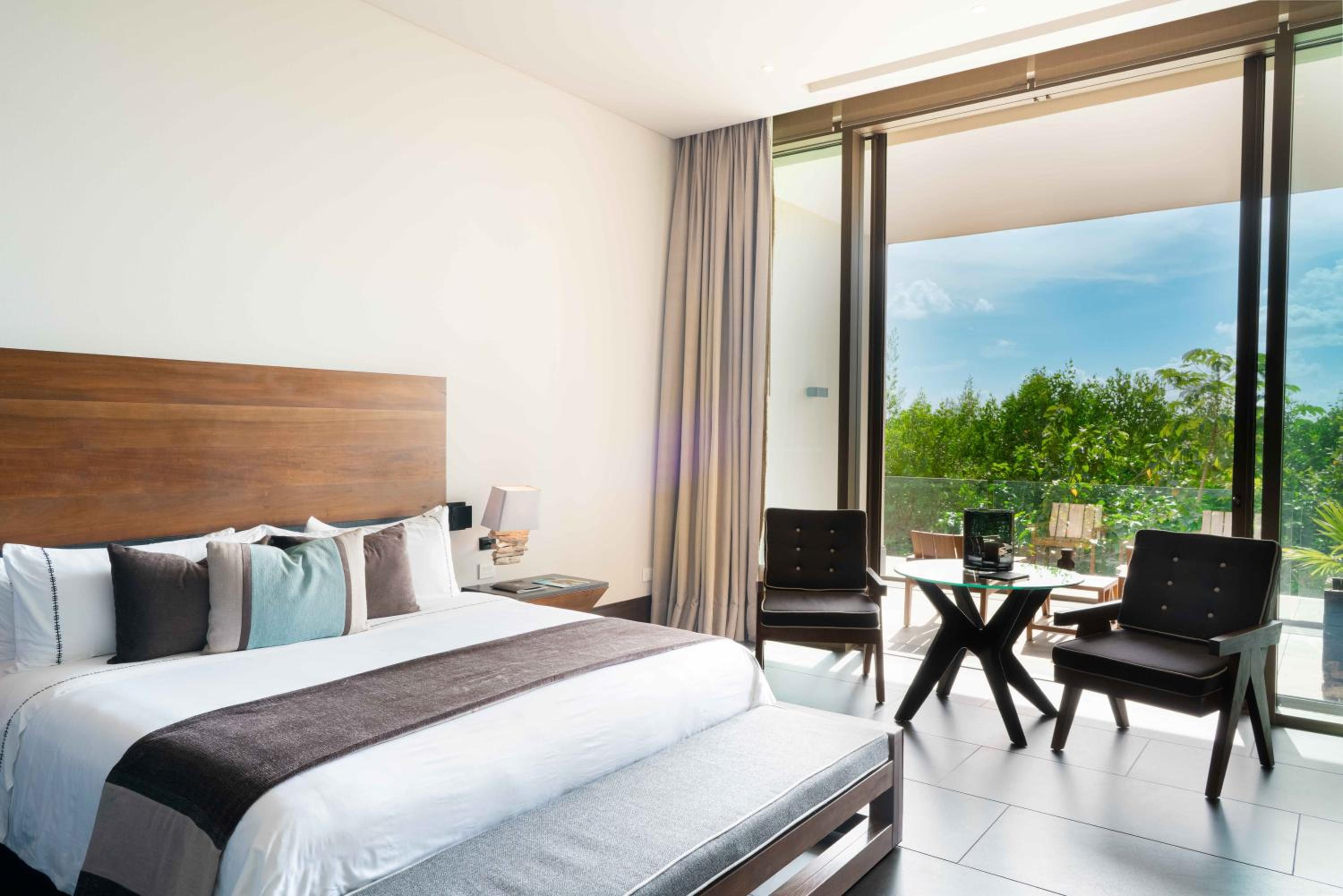 King Room with Garden View