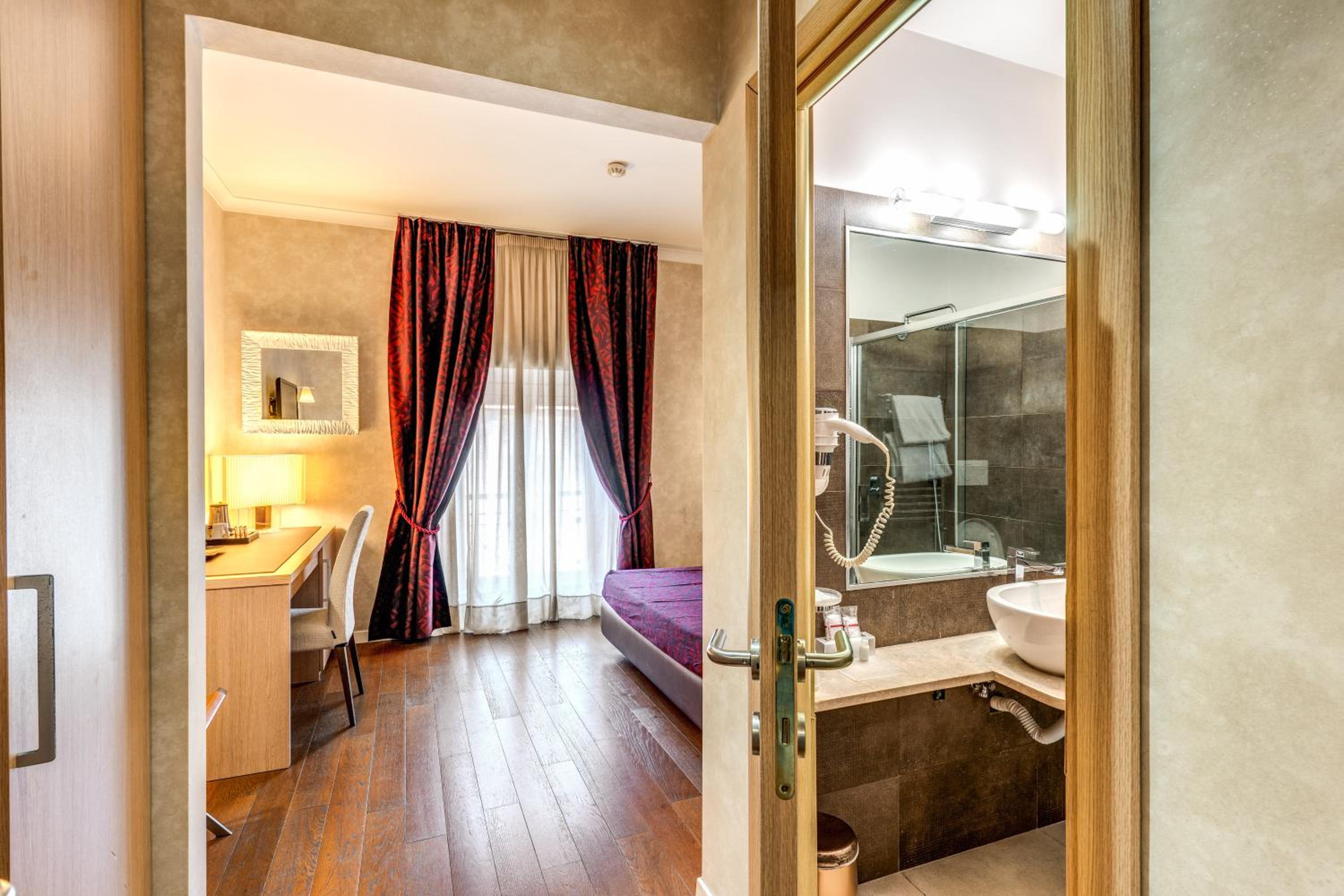 Double Room photo 3