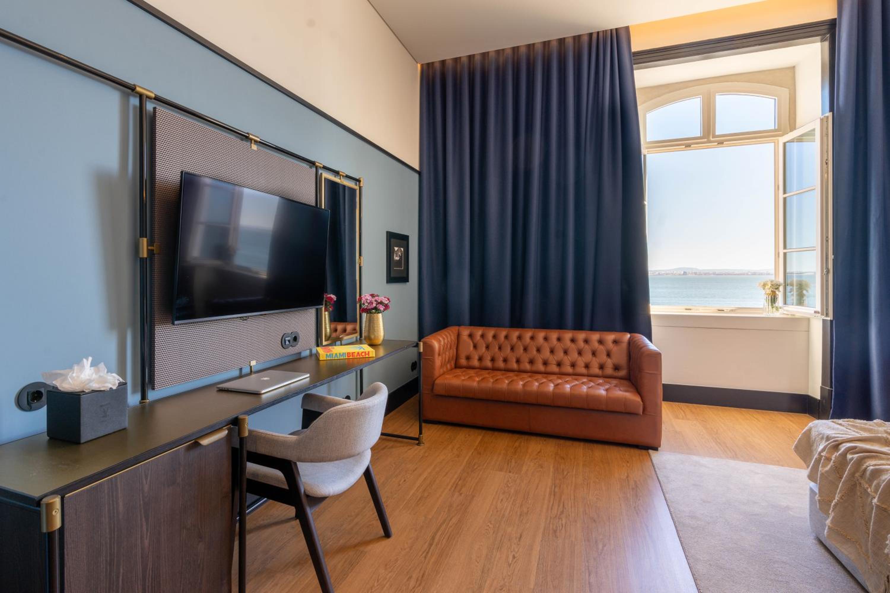 Junior Suite with River View