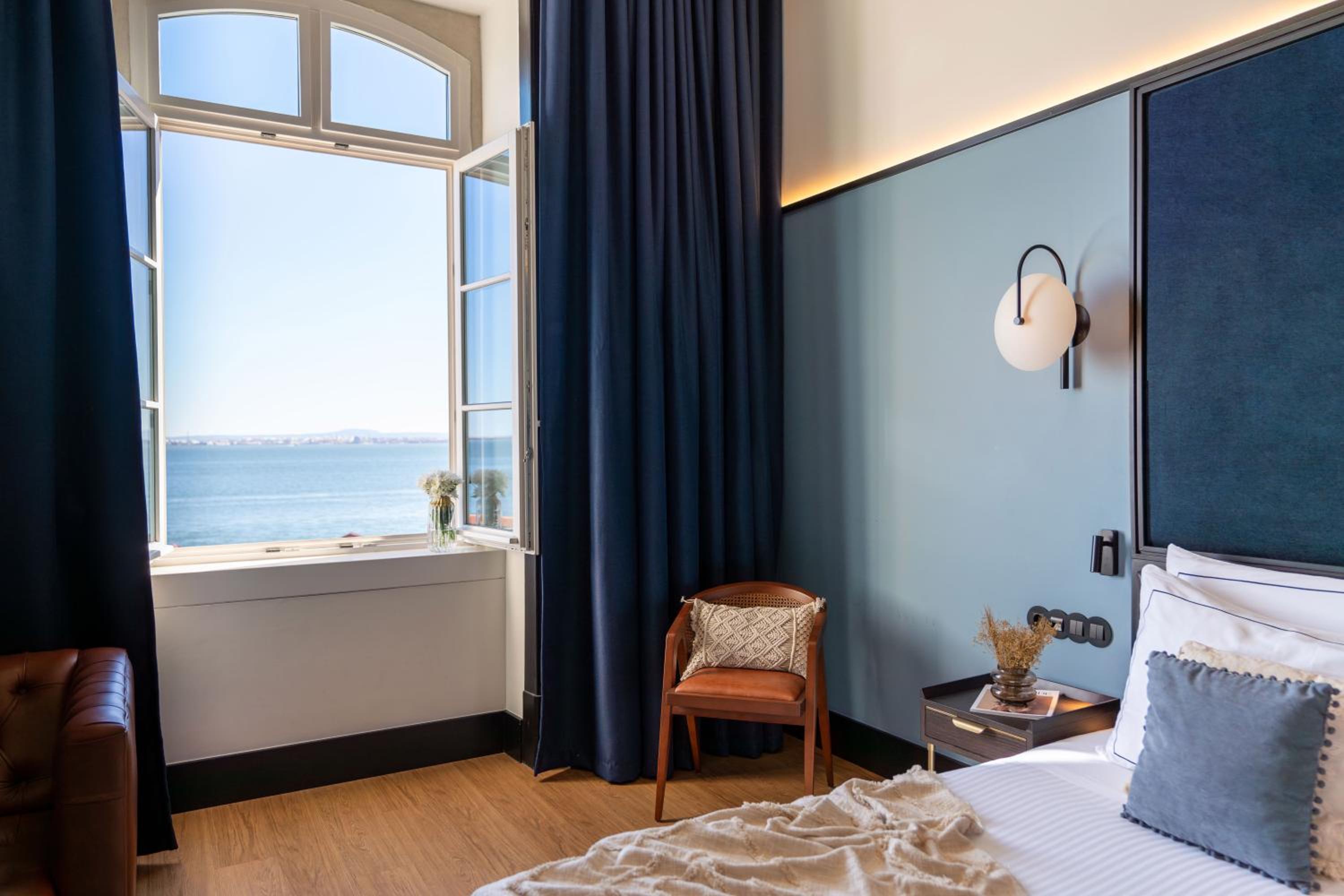 Junior Suite with River View