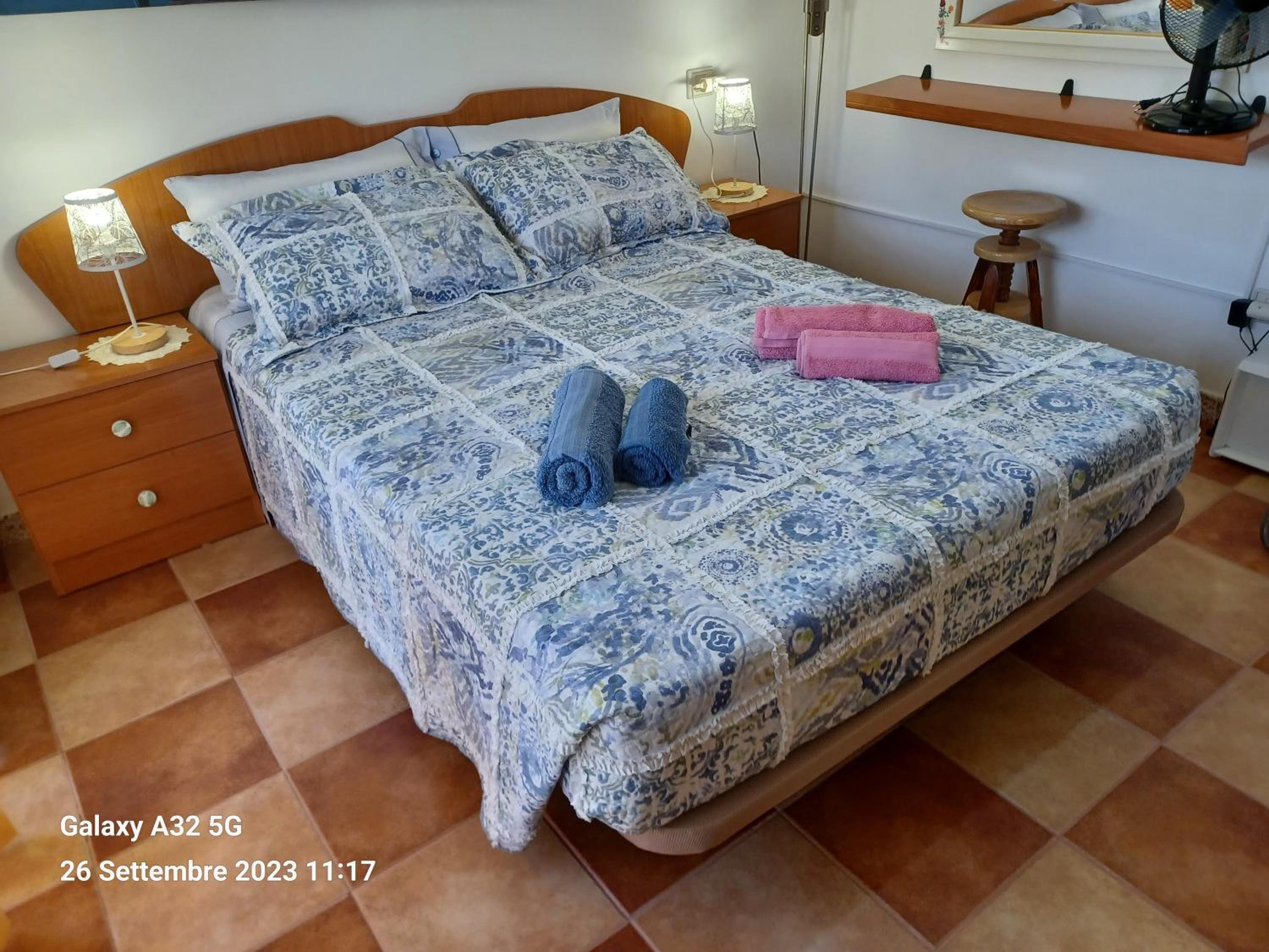 Habitación doble con baño compartido