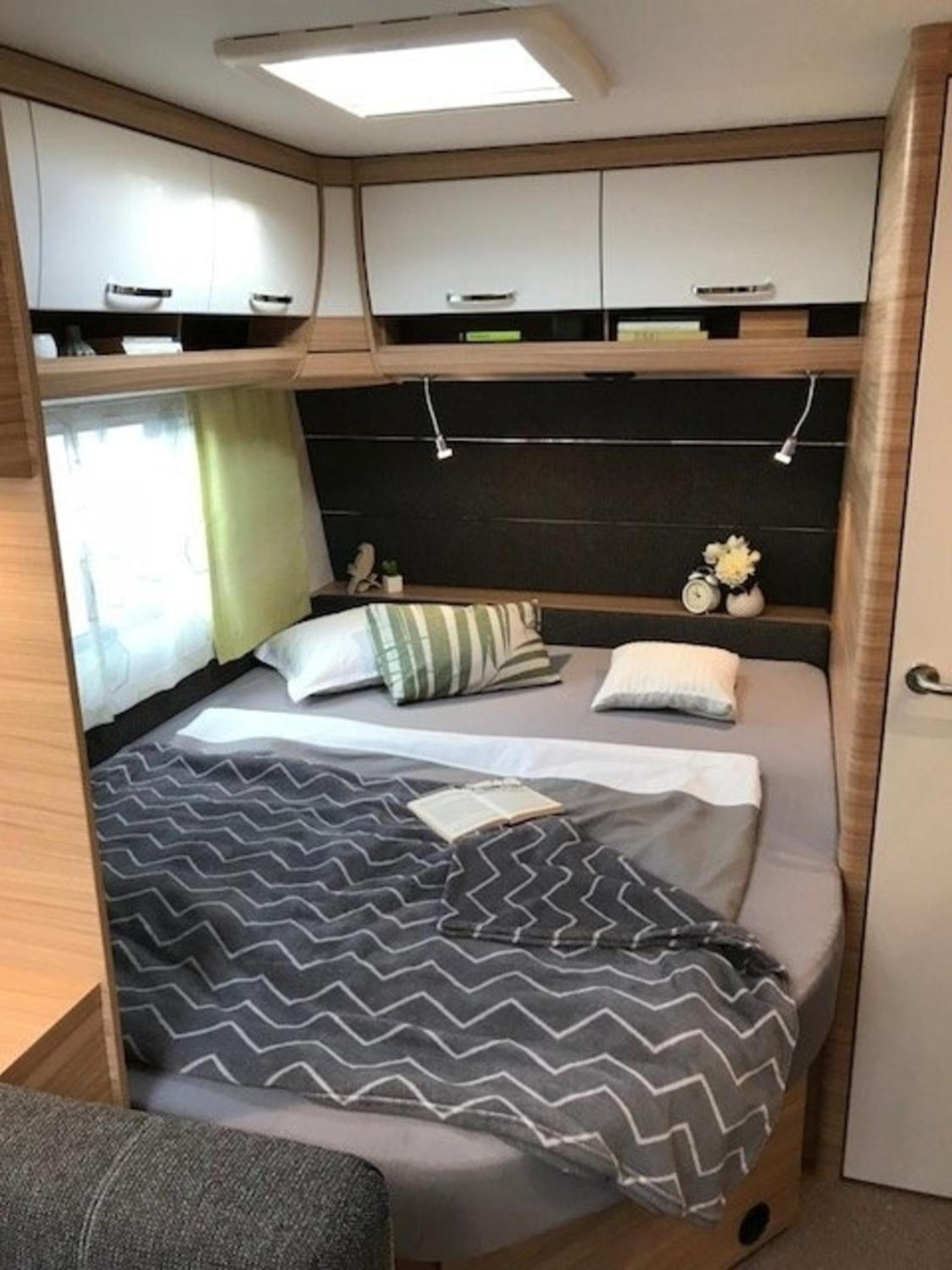 Caravan photo 2