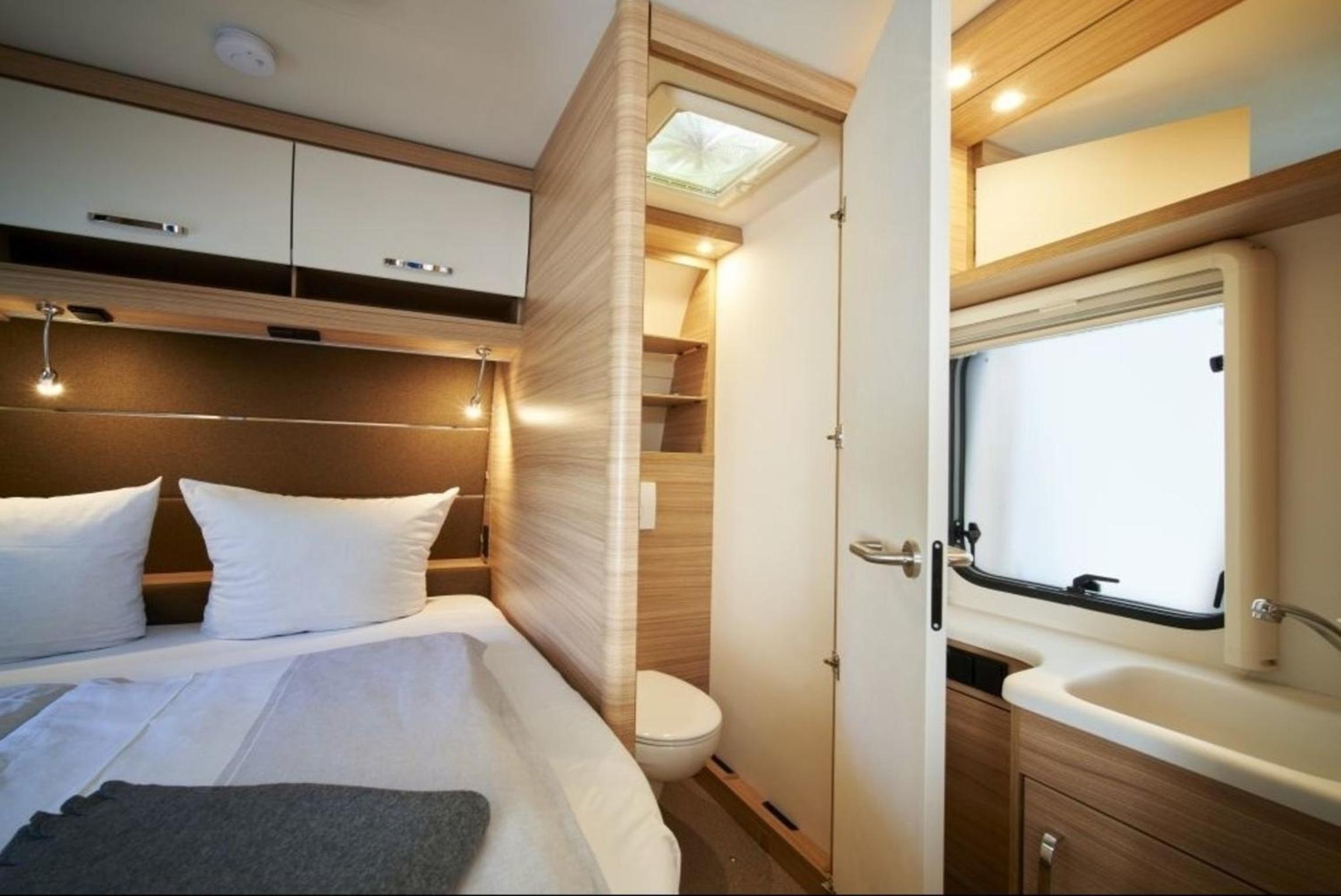 Caravan photo 2