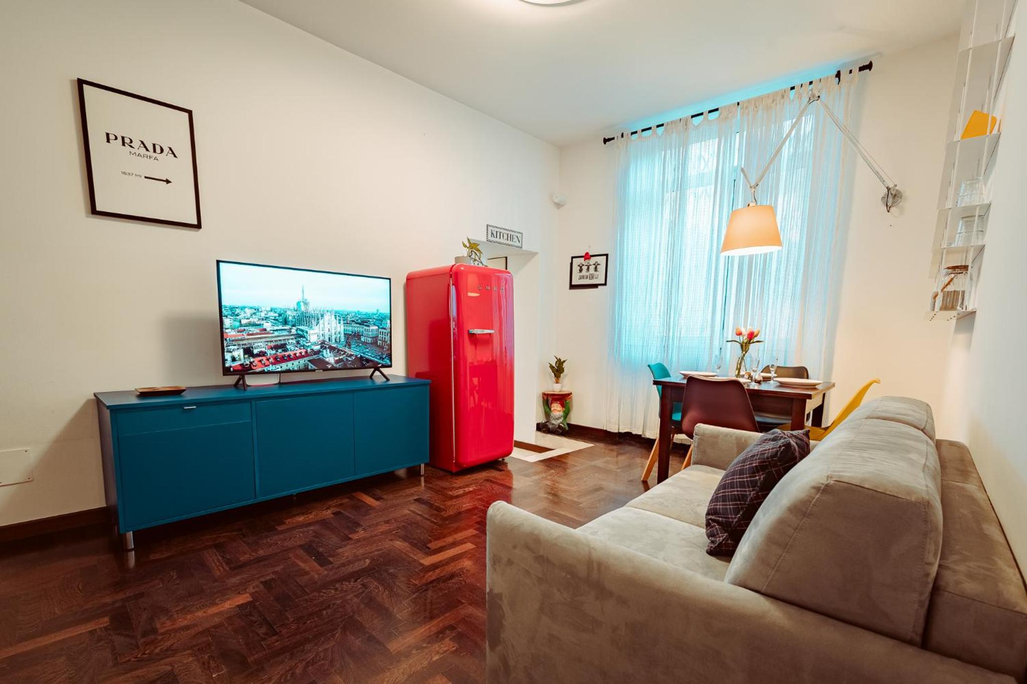 One-Bedroom Apartment