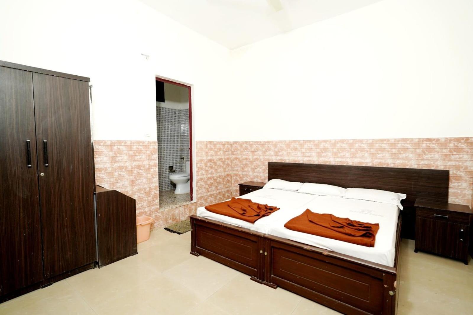 Double Or Twin Room photo 1