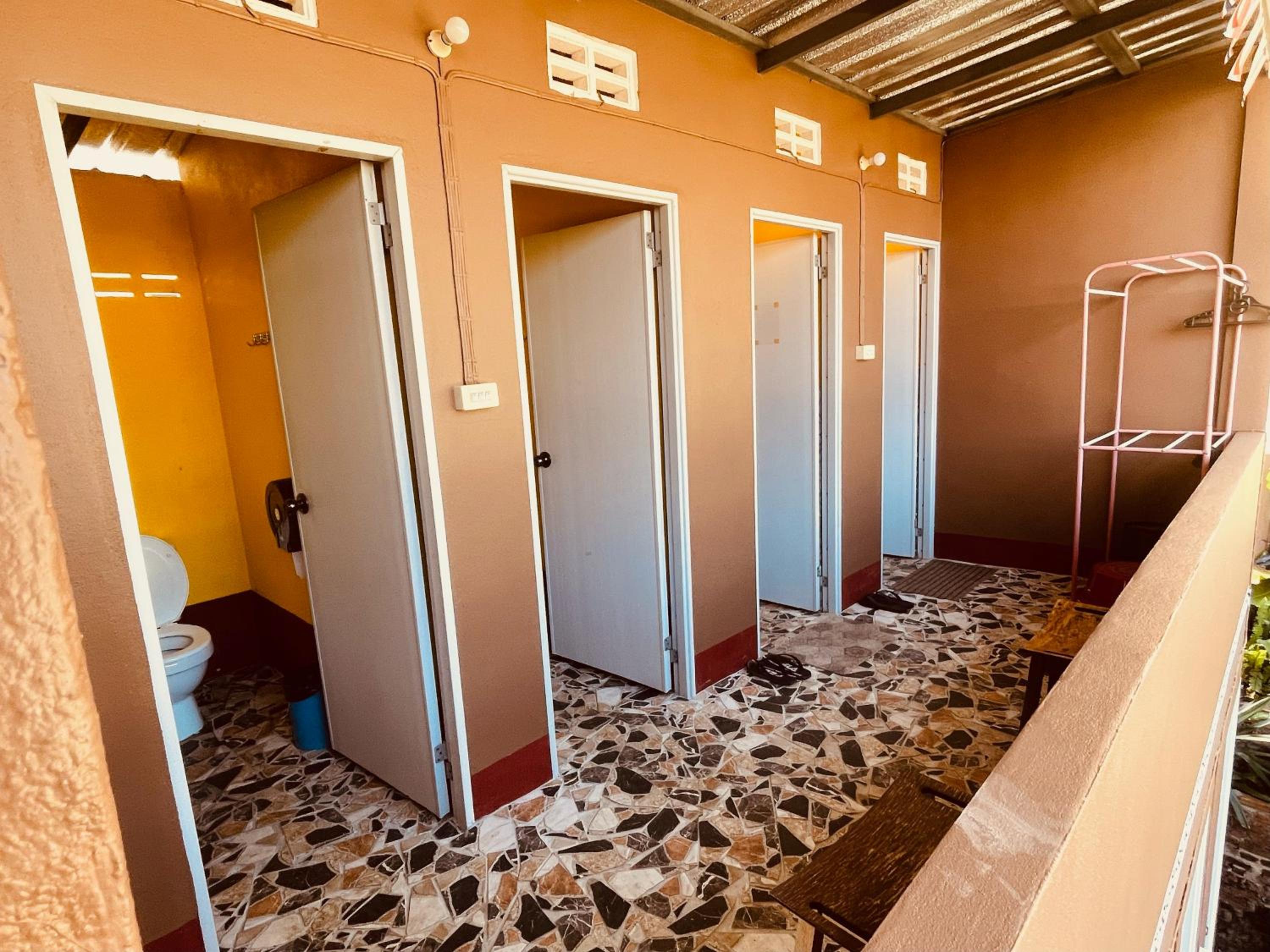 Basic Triple Room - Photo 4