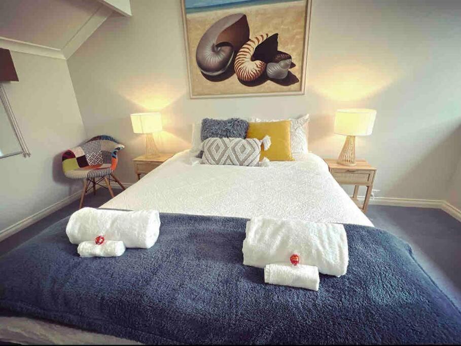 Two-Bedroom House photo 2