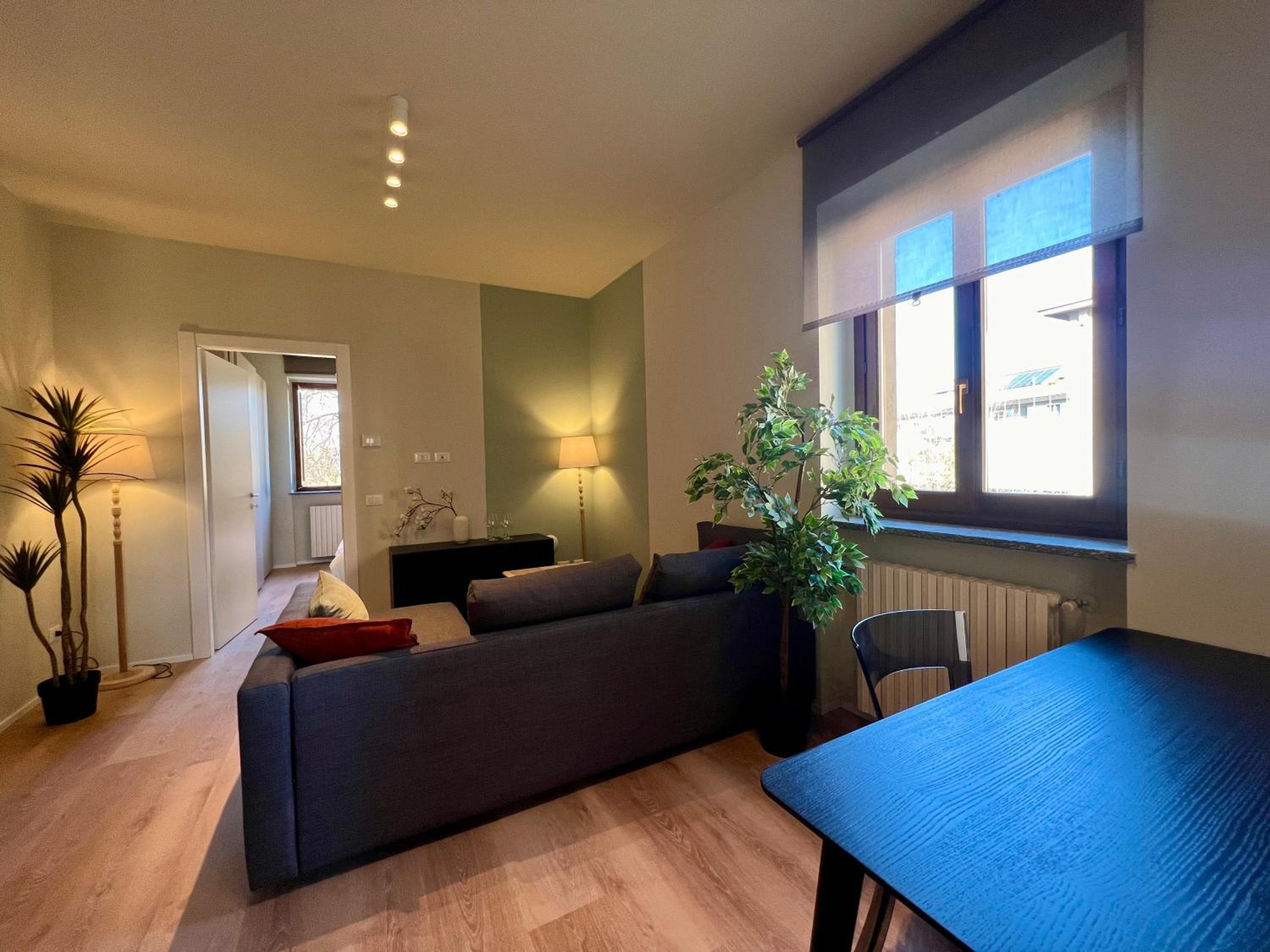 One-Bedroom Apartment photo 1