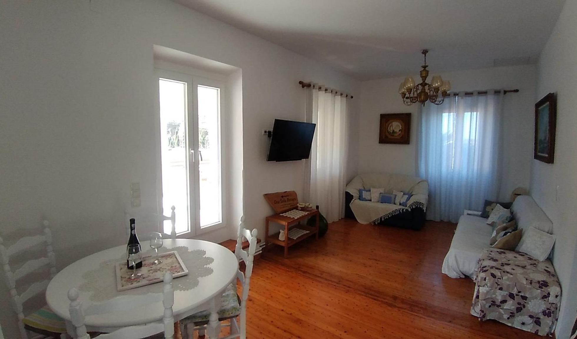 Two-Bedroom House photo 1