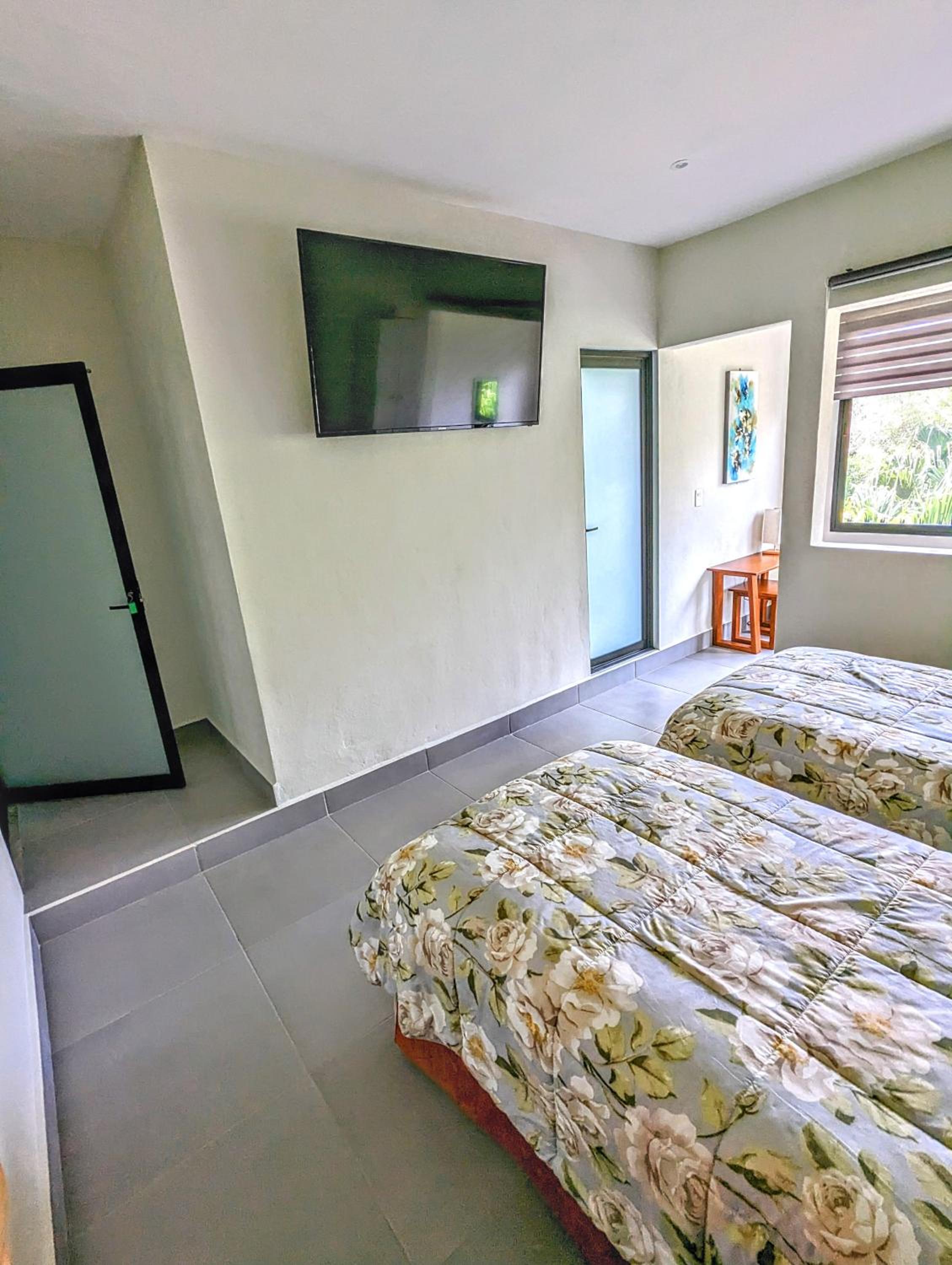 Triple Room with Balcony photo 2