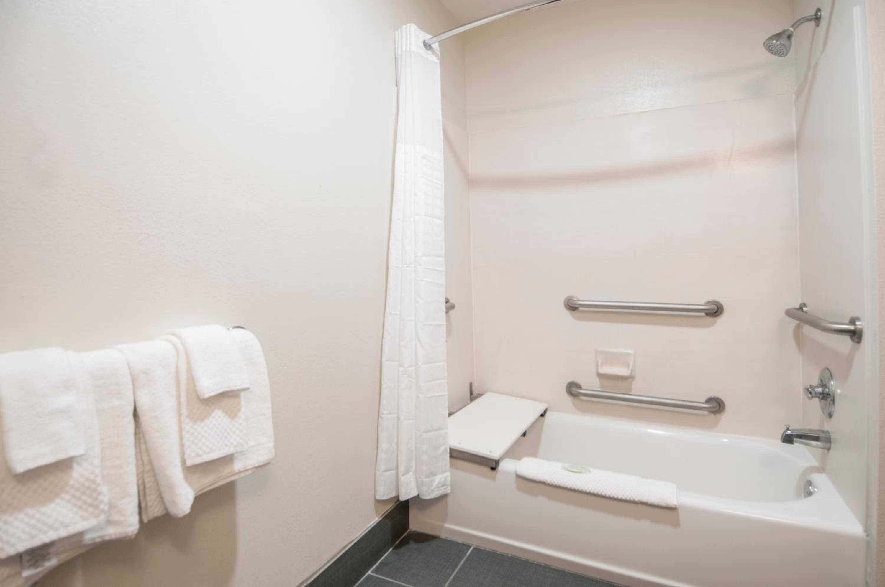 King Room - Disability Access/Non Smoking  - Photo 3
