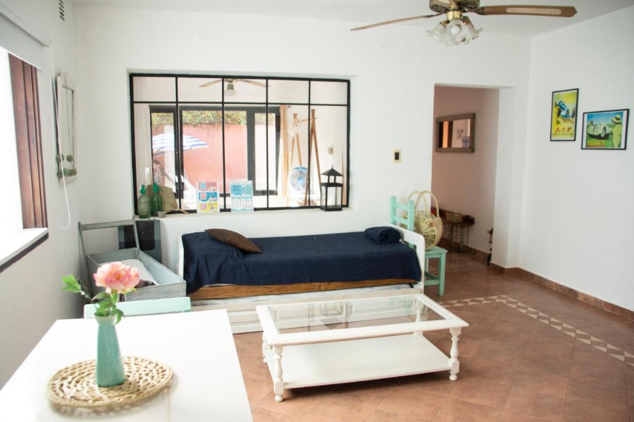 One-Bedroom House photo 2