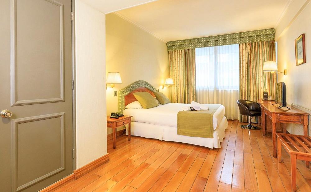 Superior King Room photo 1