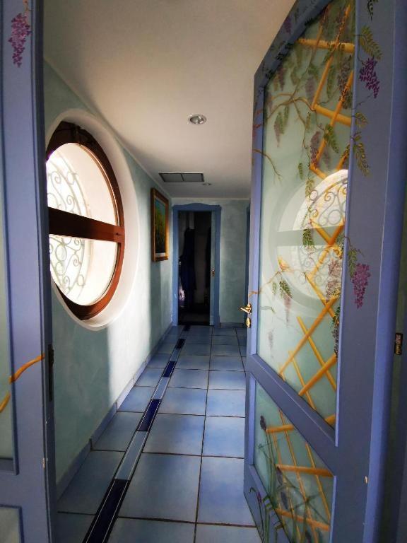 Villa photo 2