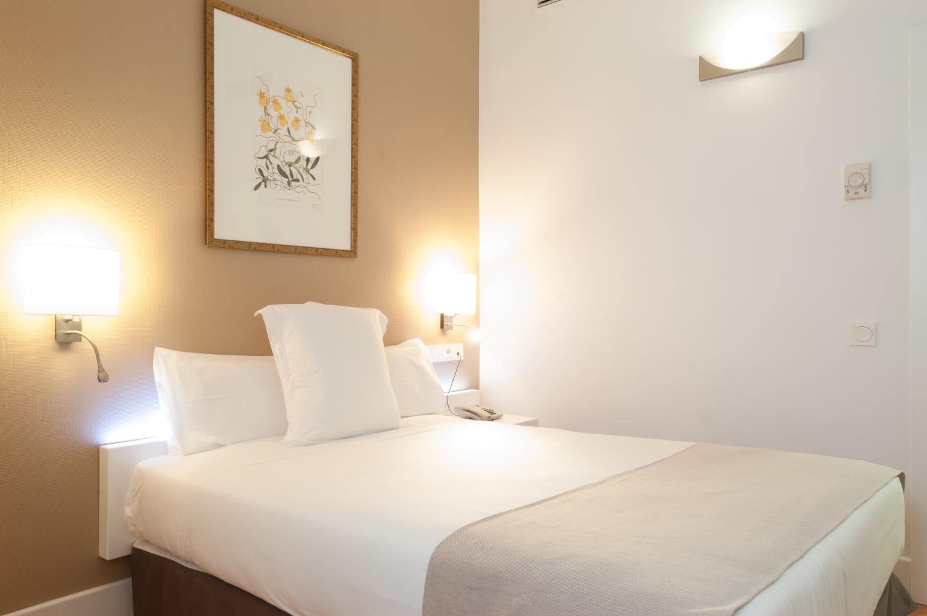 Single Room photo 3