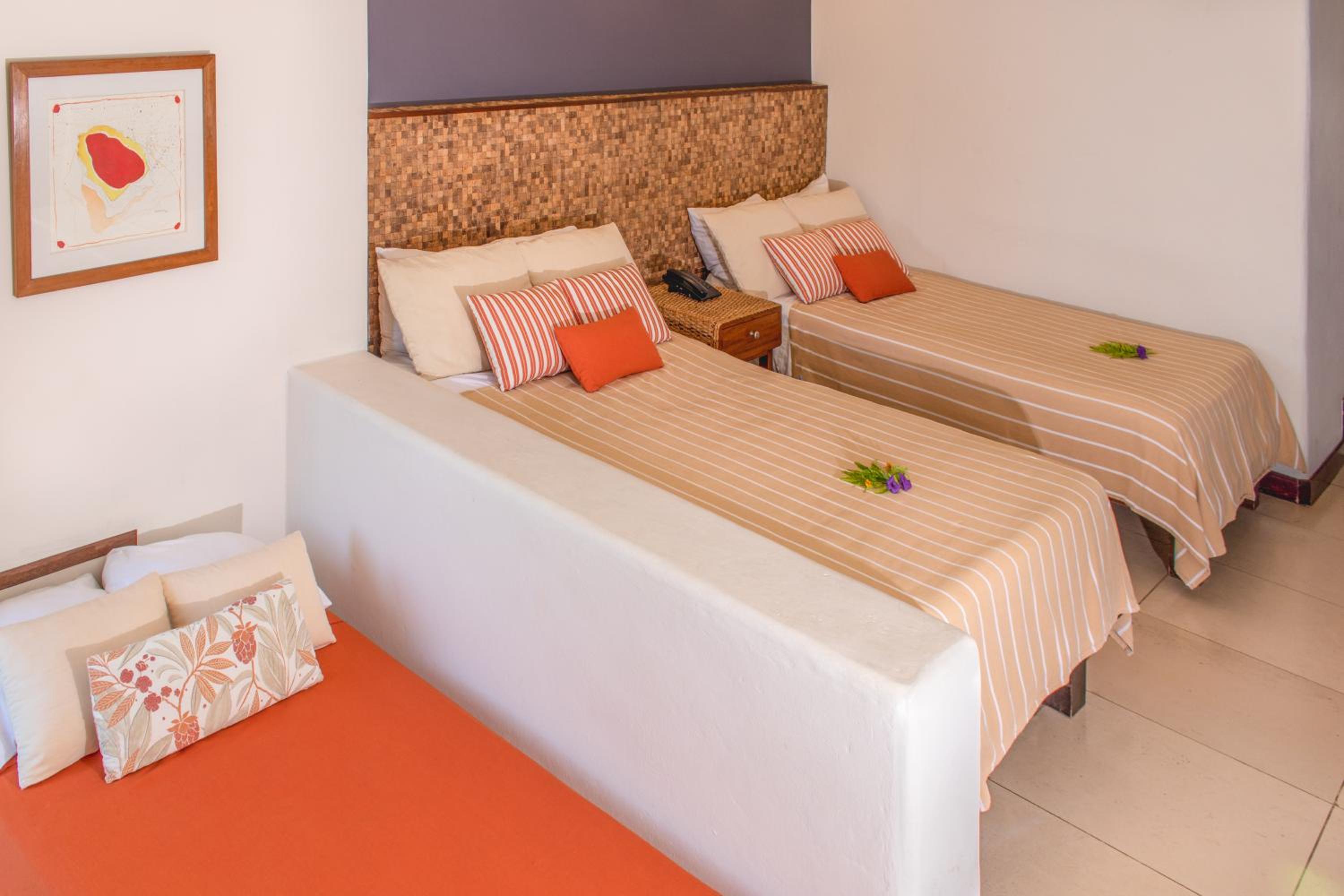 Standard Twin Room with Sea View photo 2