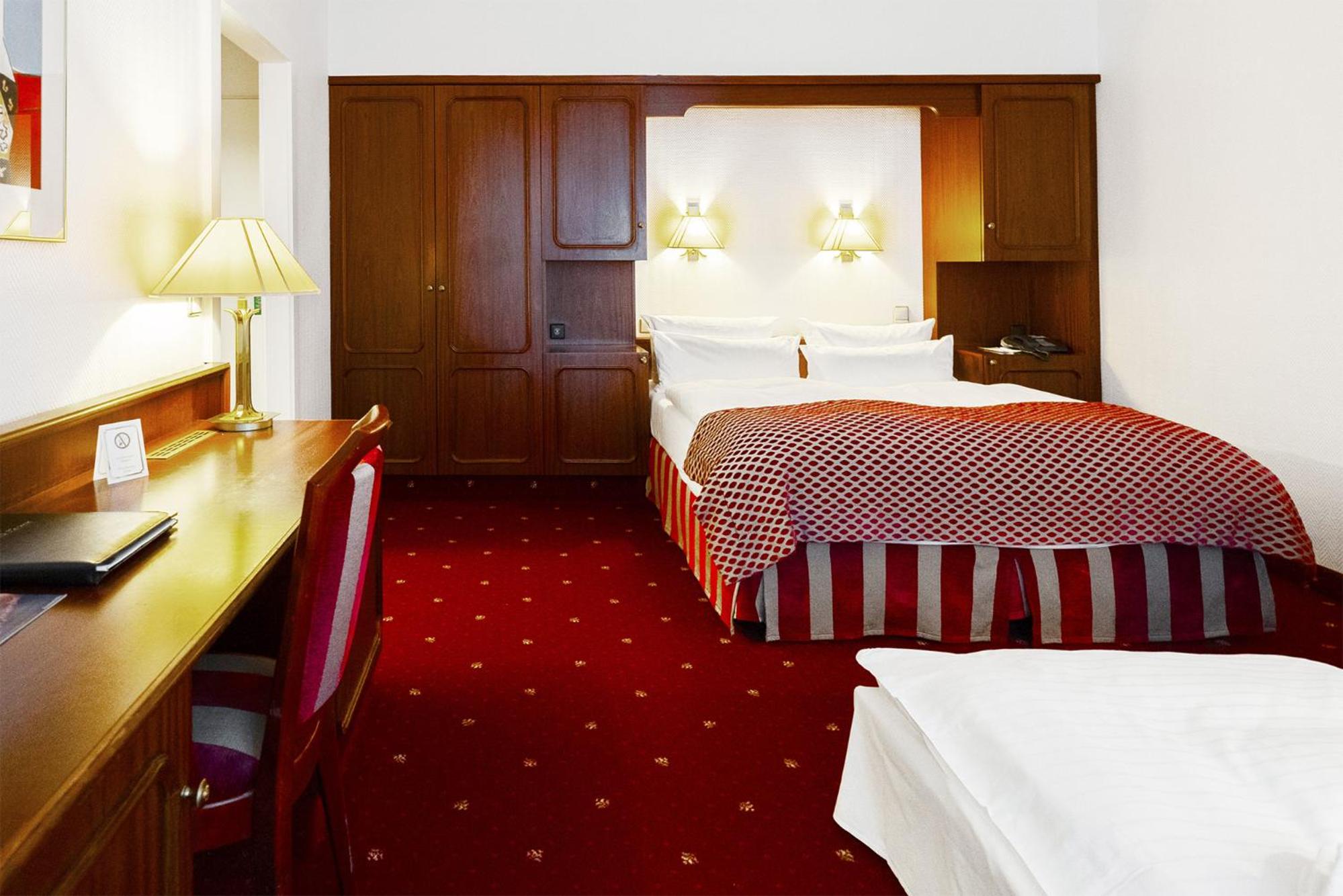 Triple Room with Balcony photo 3