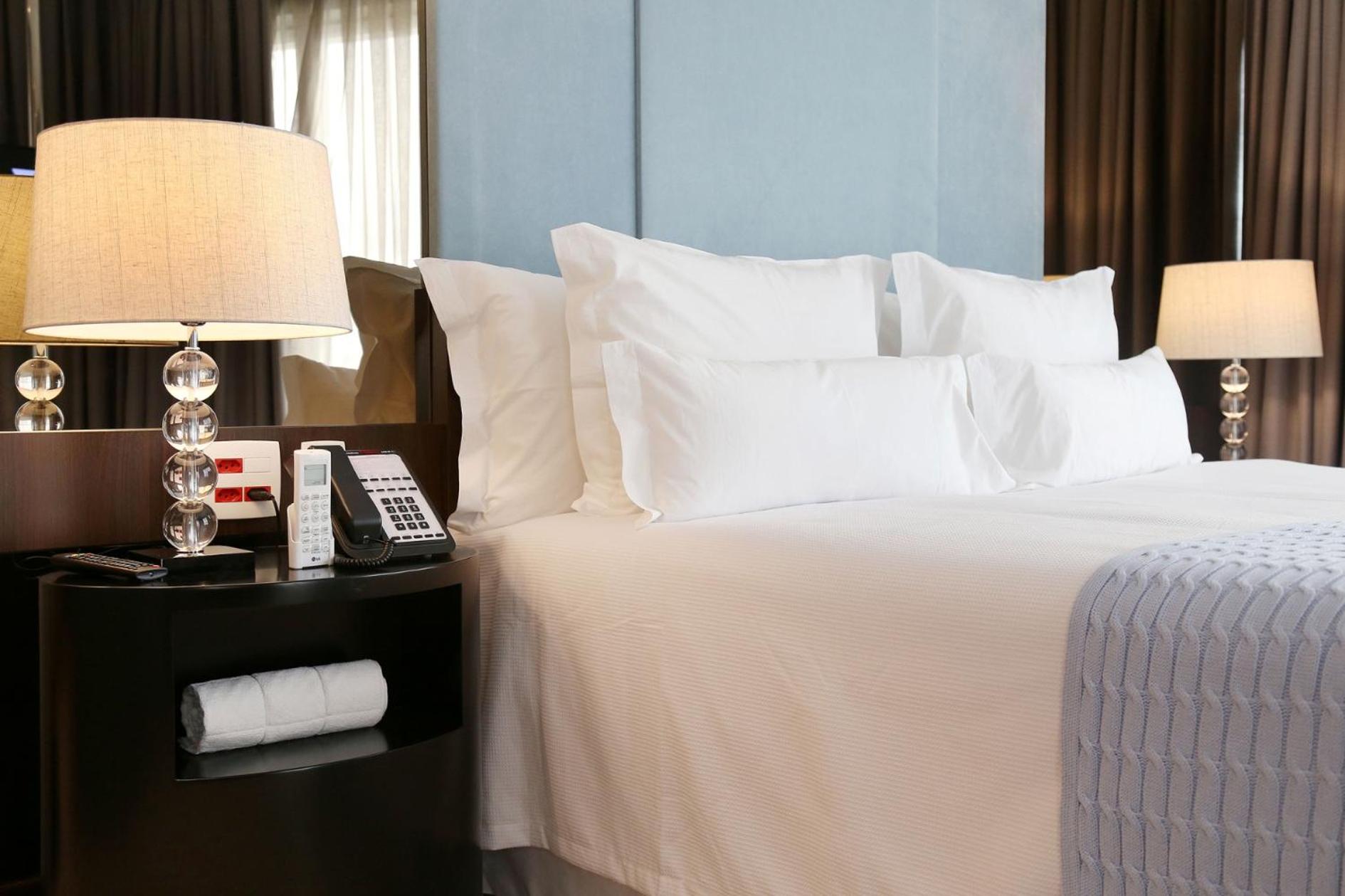 Available room