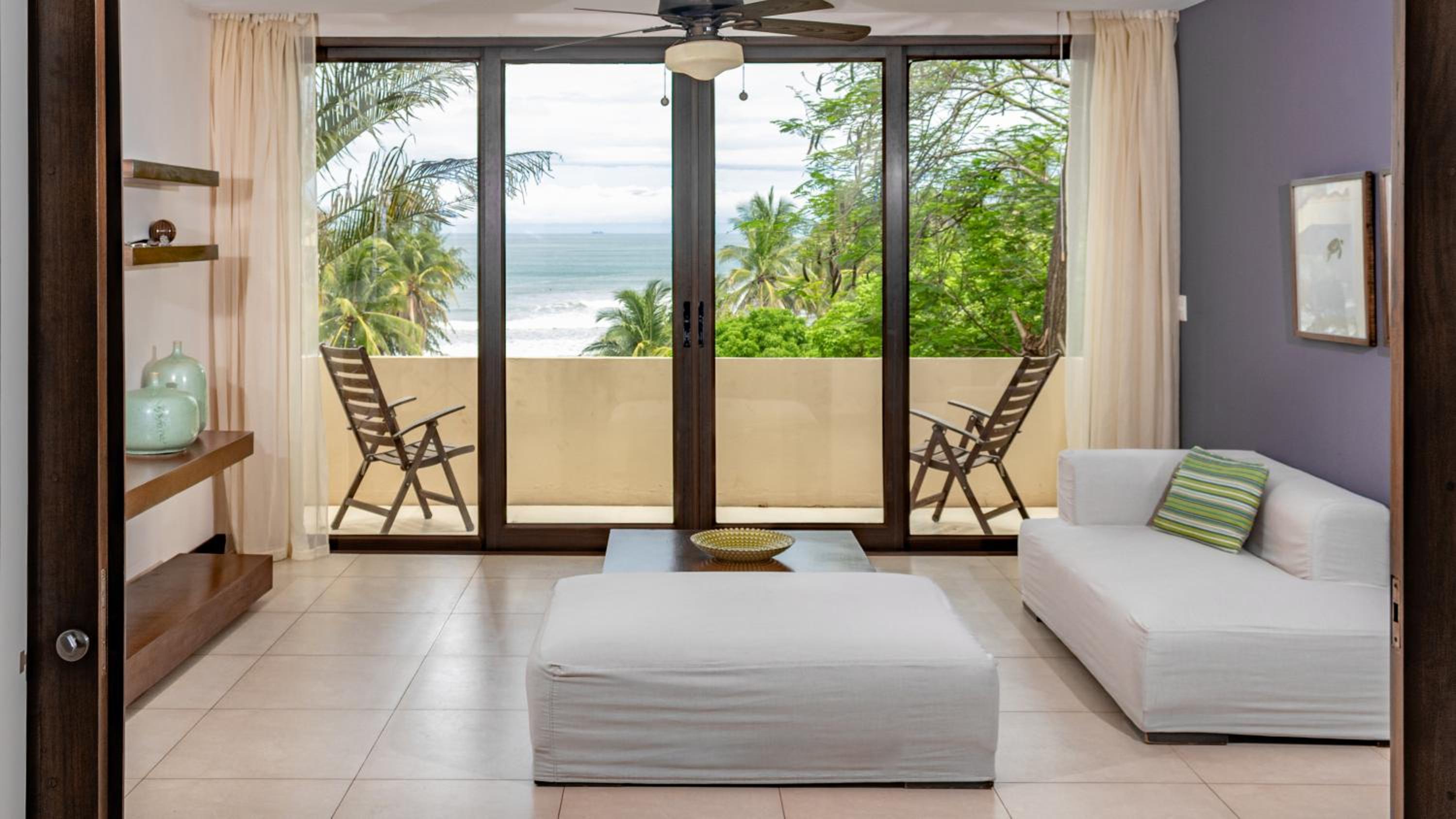 Deluxe Suite with Sea View photo 2