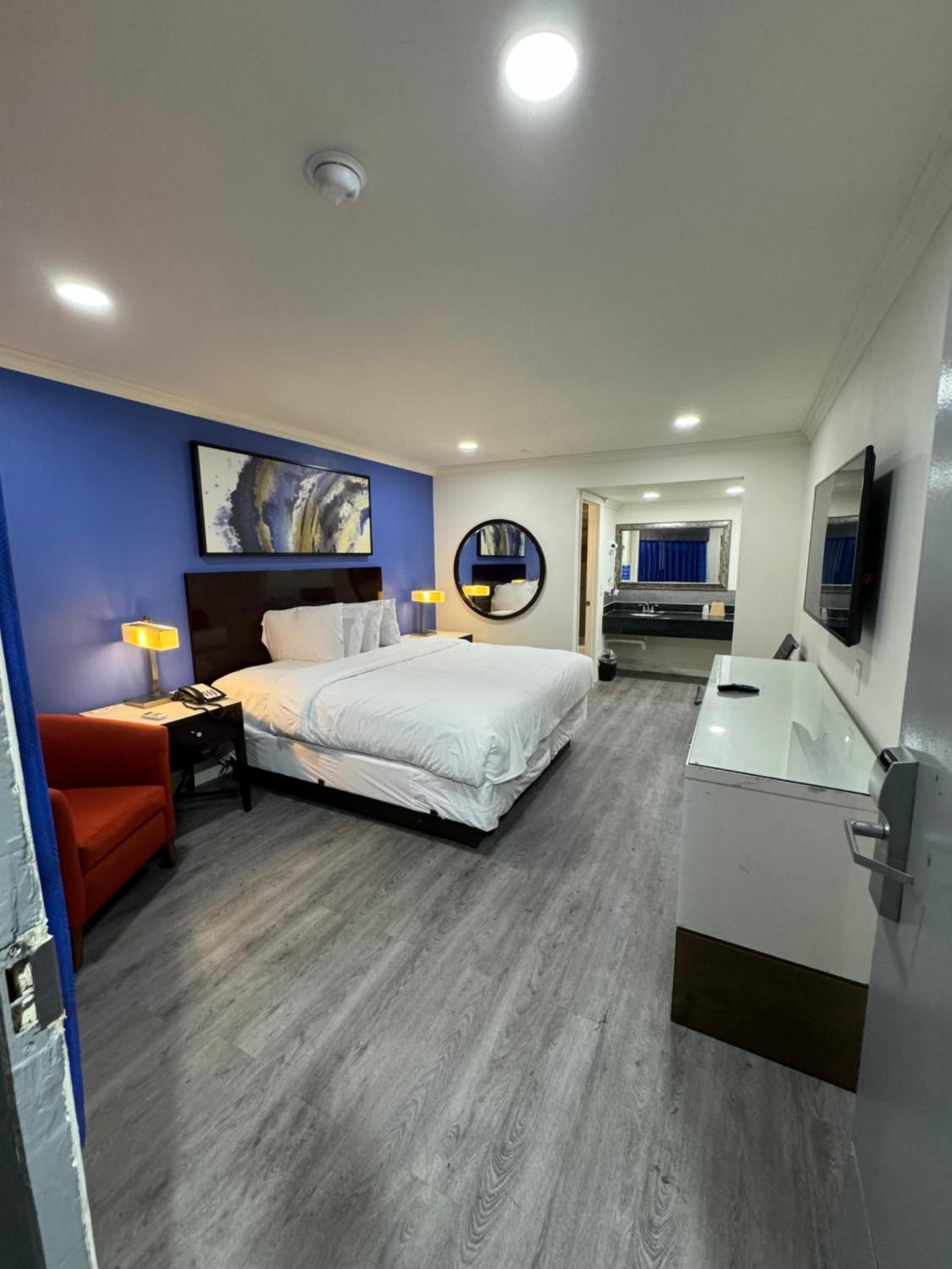 Standard Queen Room photo 1