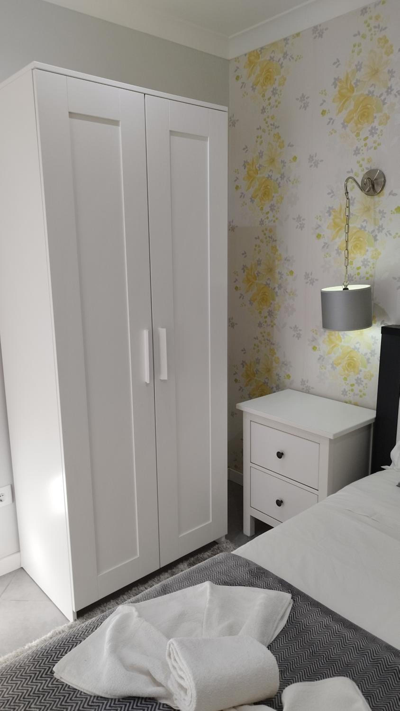 Two-Bedroom Apartment - Photo 21