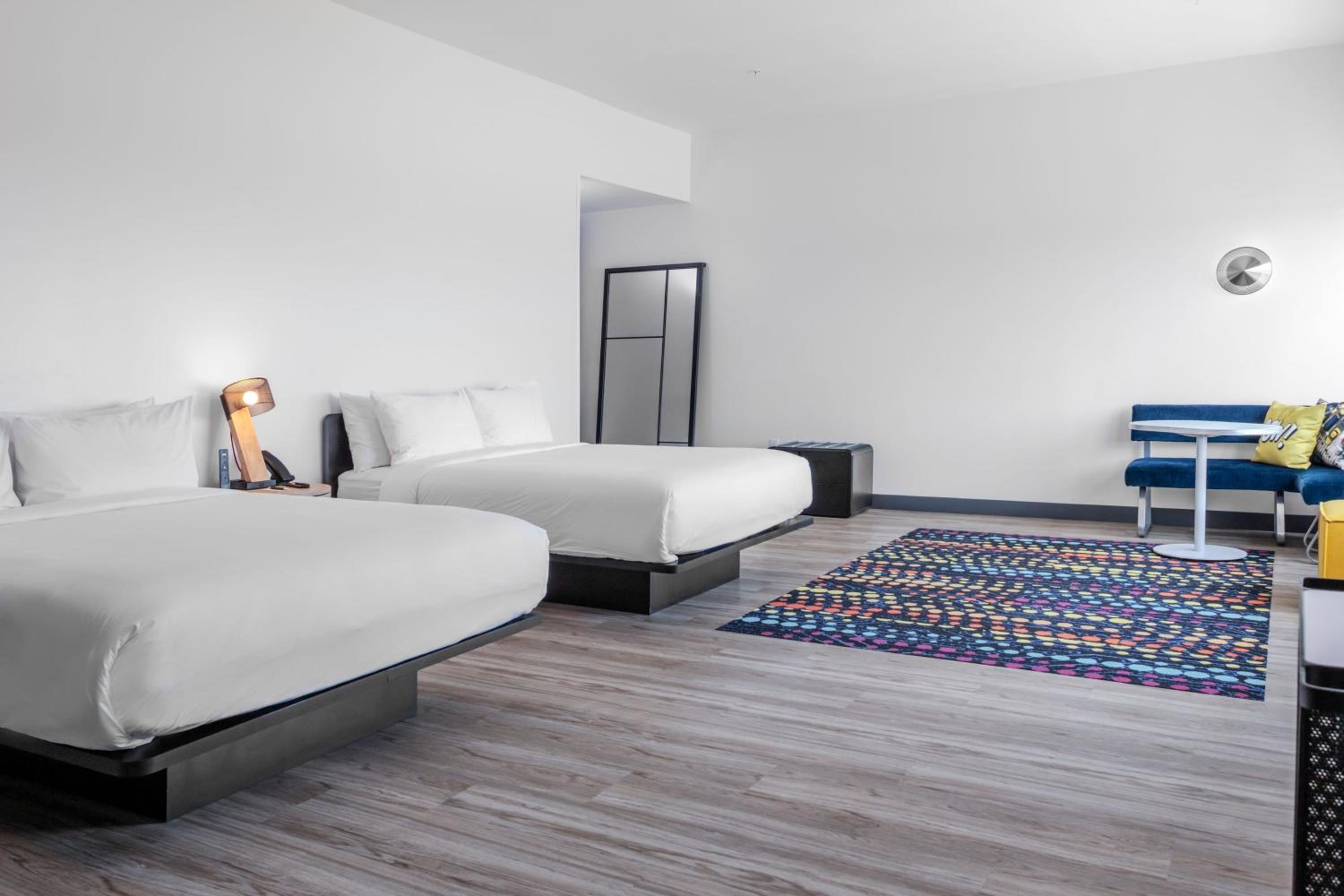 Suite photo 1