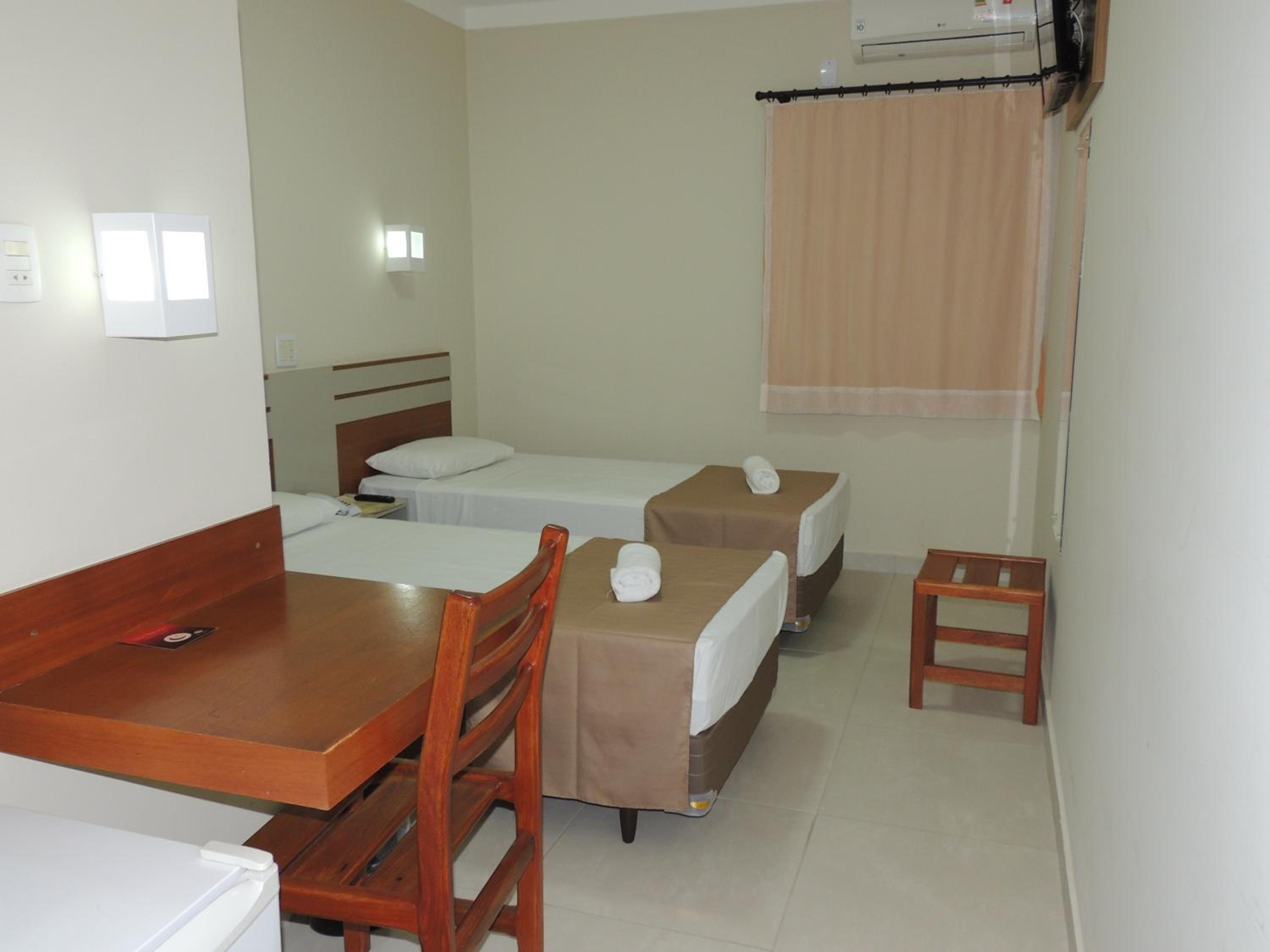 Deluxe Twin Room photo 2