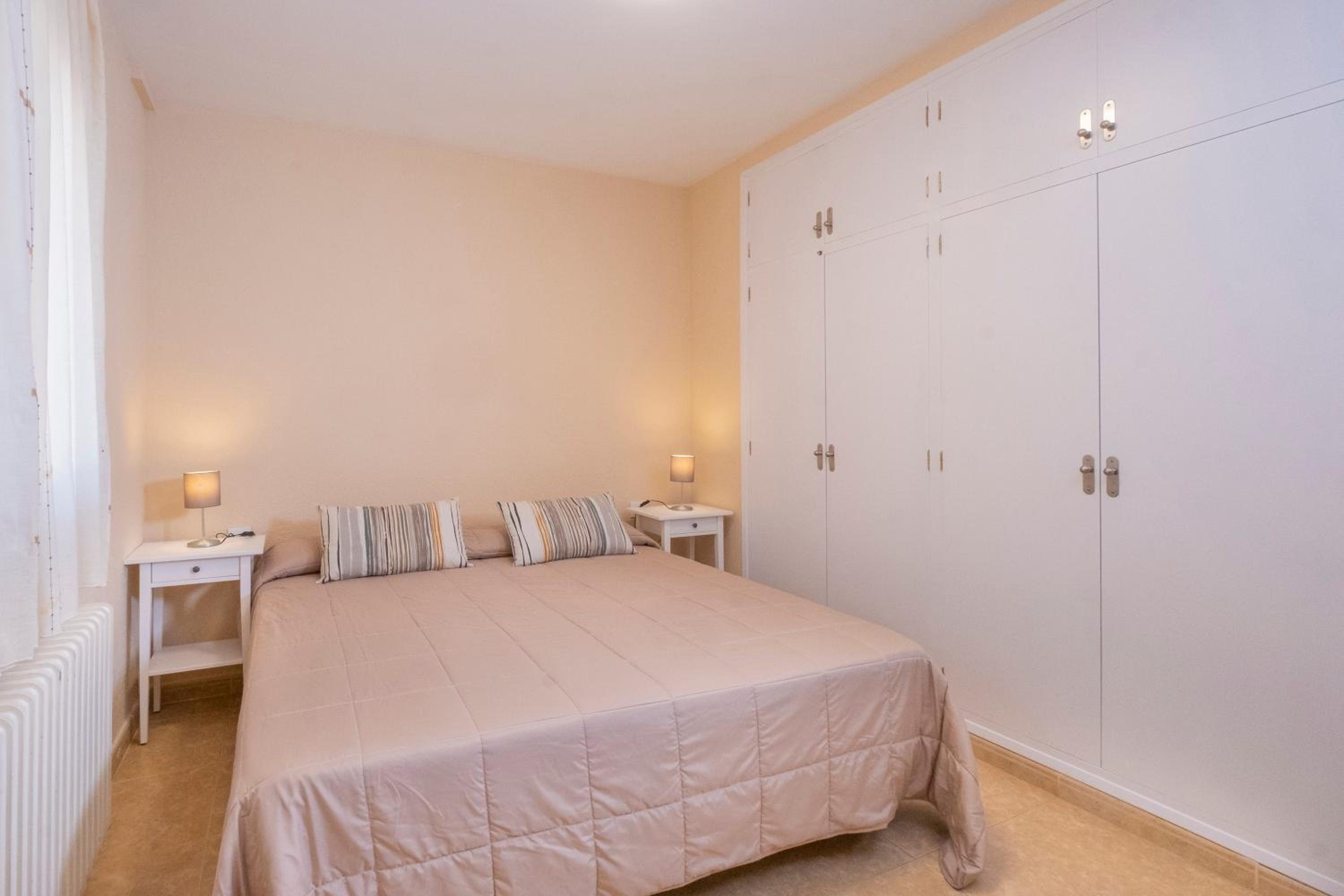 Three-Bedroom Apartment photo 2