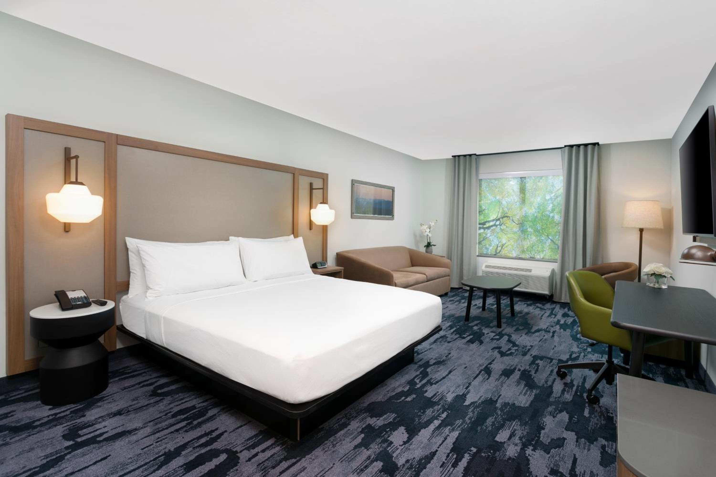 Junior King Suite photo 1