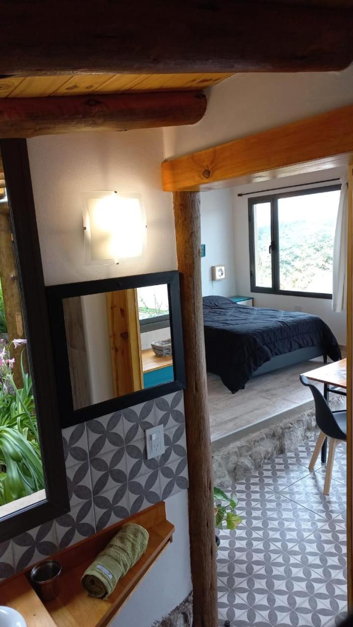 One-Bedroom House photo 3