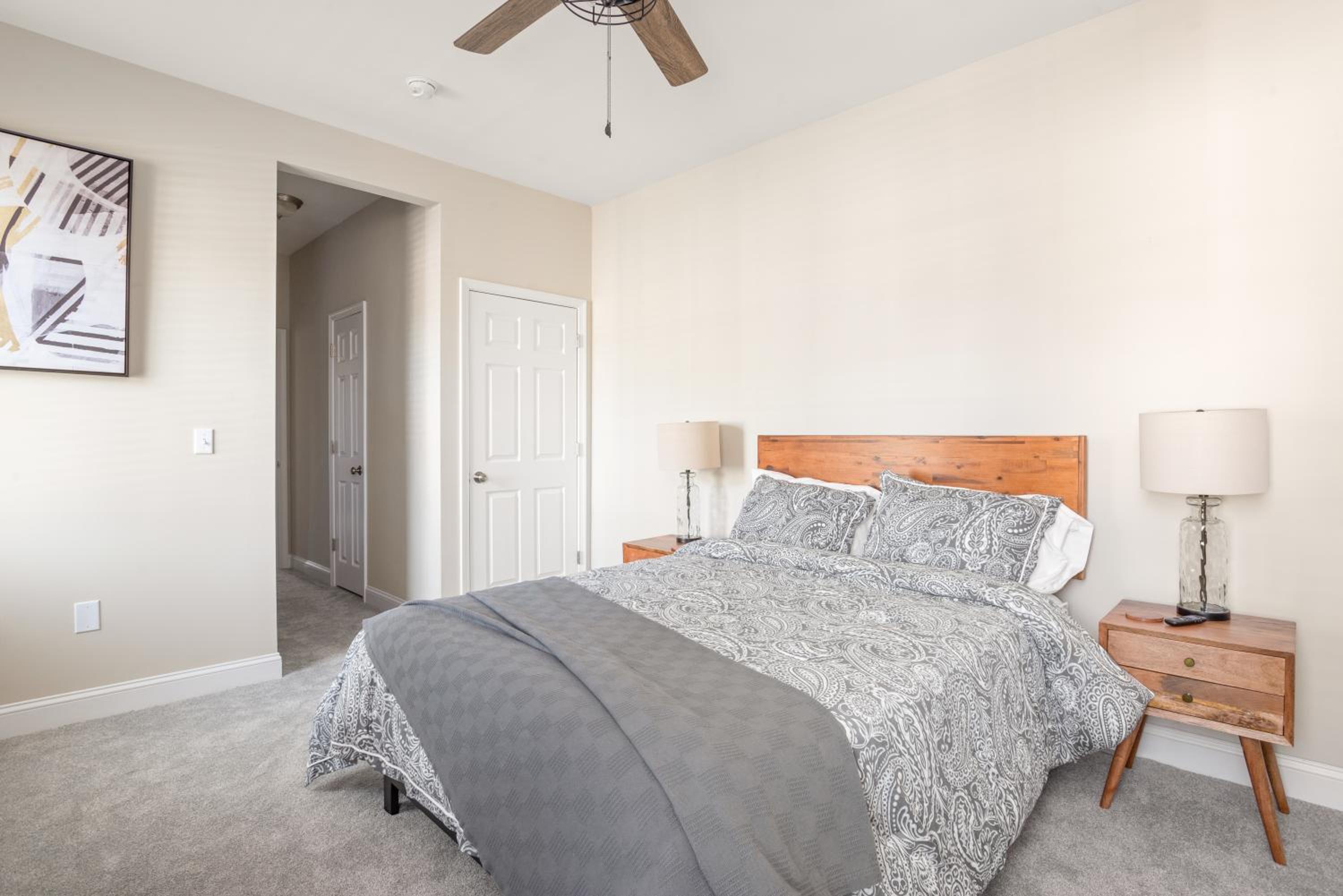 Three-Bedroom Apartment photo 1