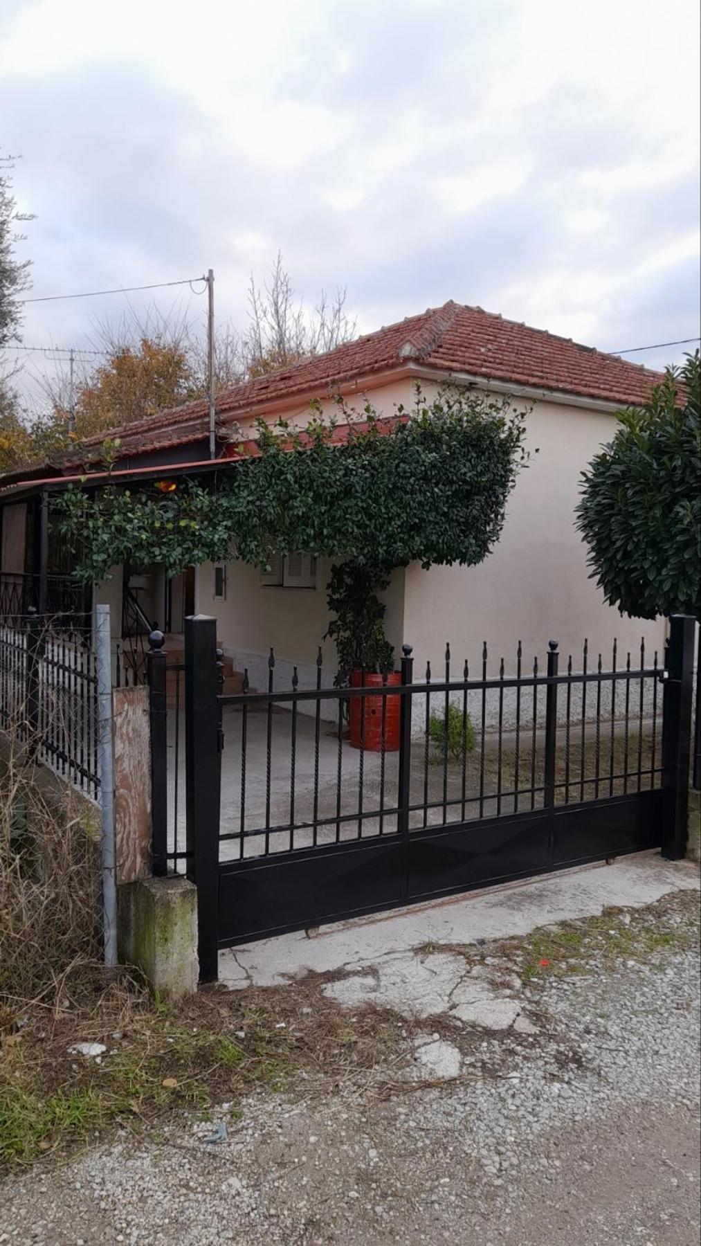 Two-Bedroom House photo 2