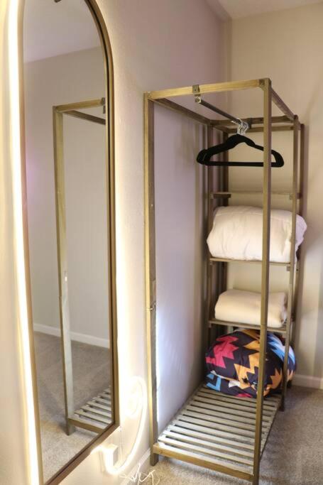 Three-Bedroom House photo 3